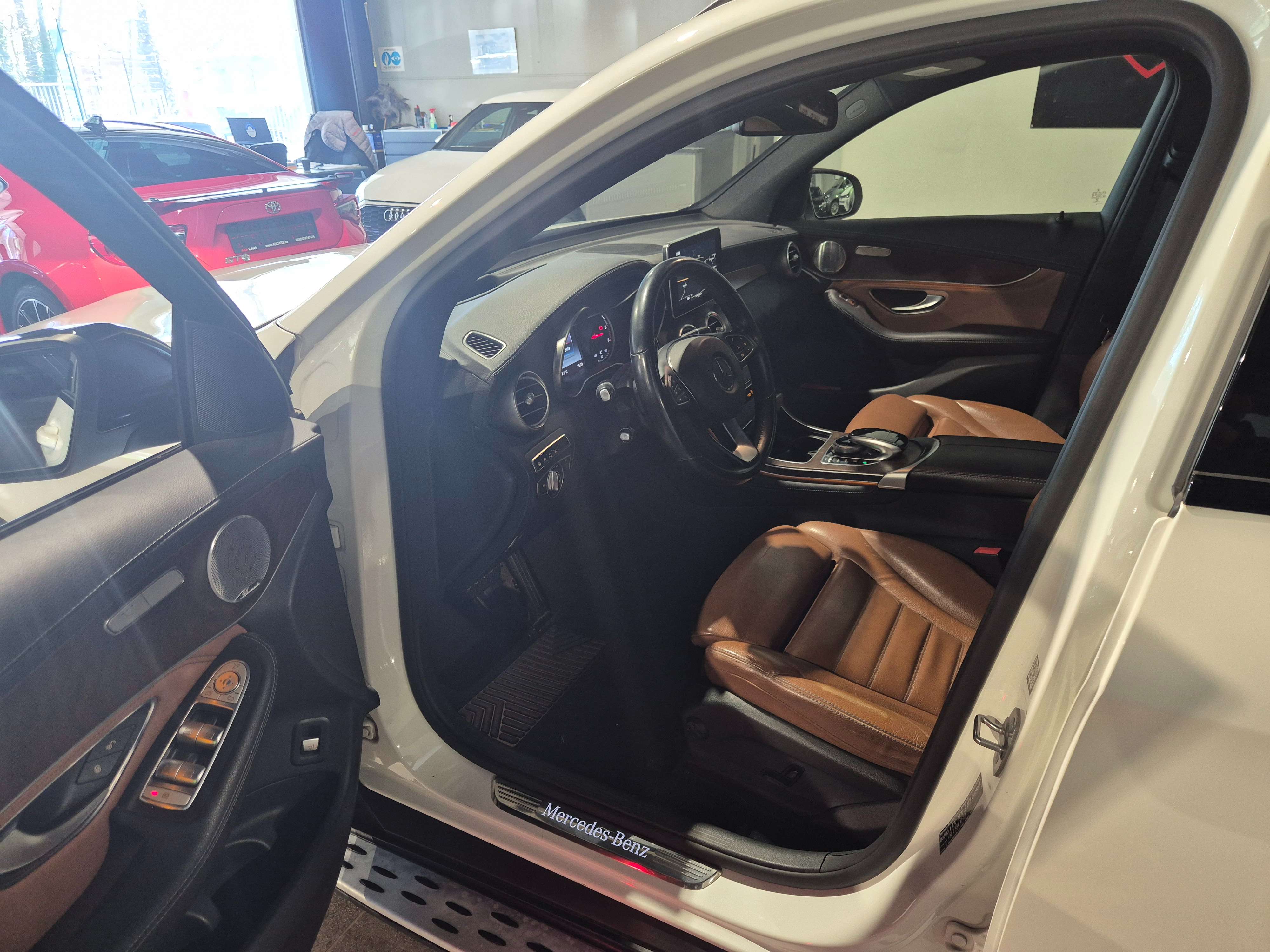Mercedes-Benz GLC 250 GLC 250 d 4-Matic Launch Edition