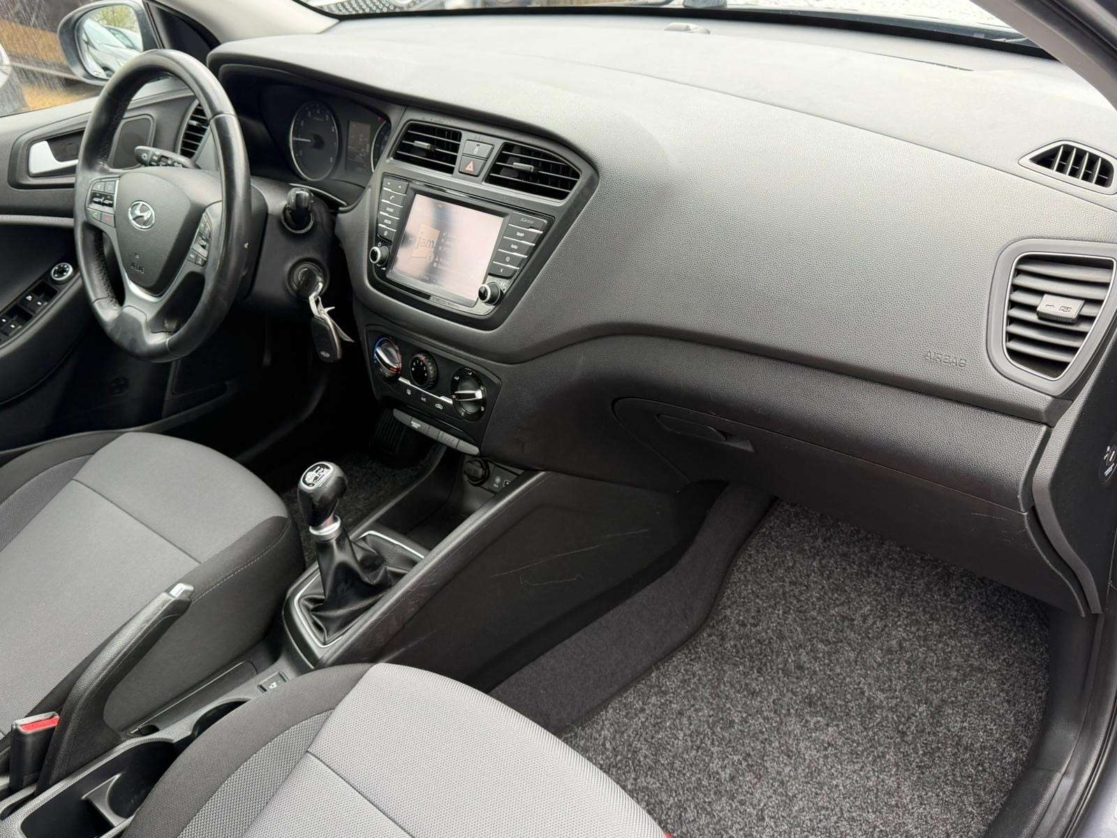 Hyundai i20 1.2i - 5 Portes - Caméra de recul - Euro 6b