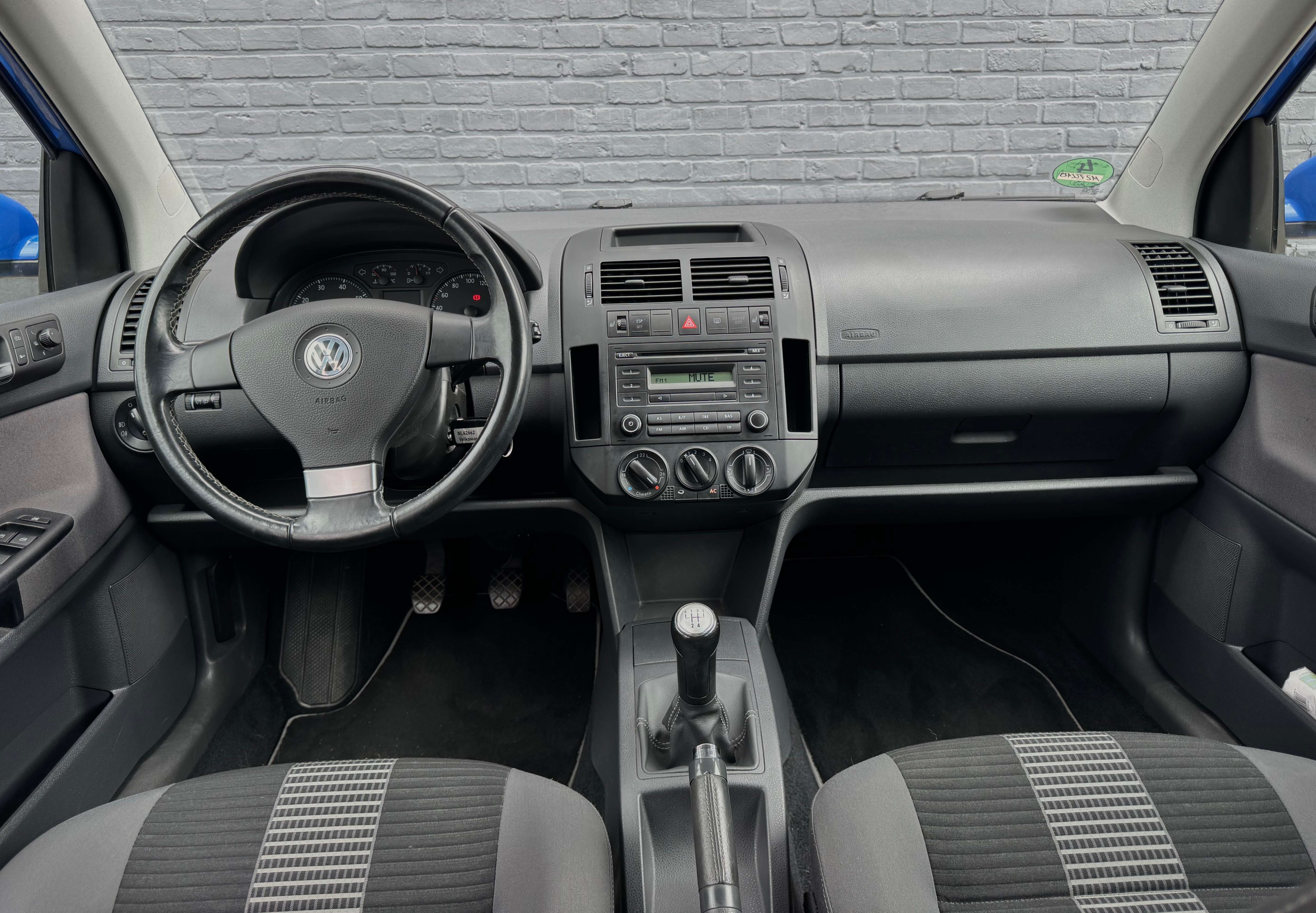 Volkswagen Polo 1.2i – 95Dkm – TOPSTAAT – Airco – Zetelverwarming