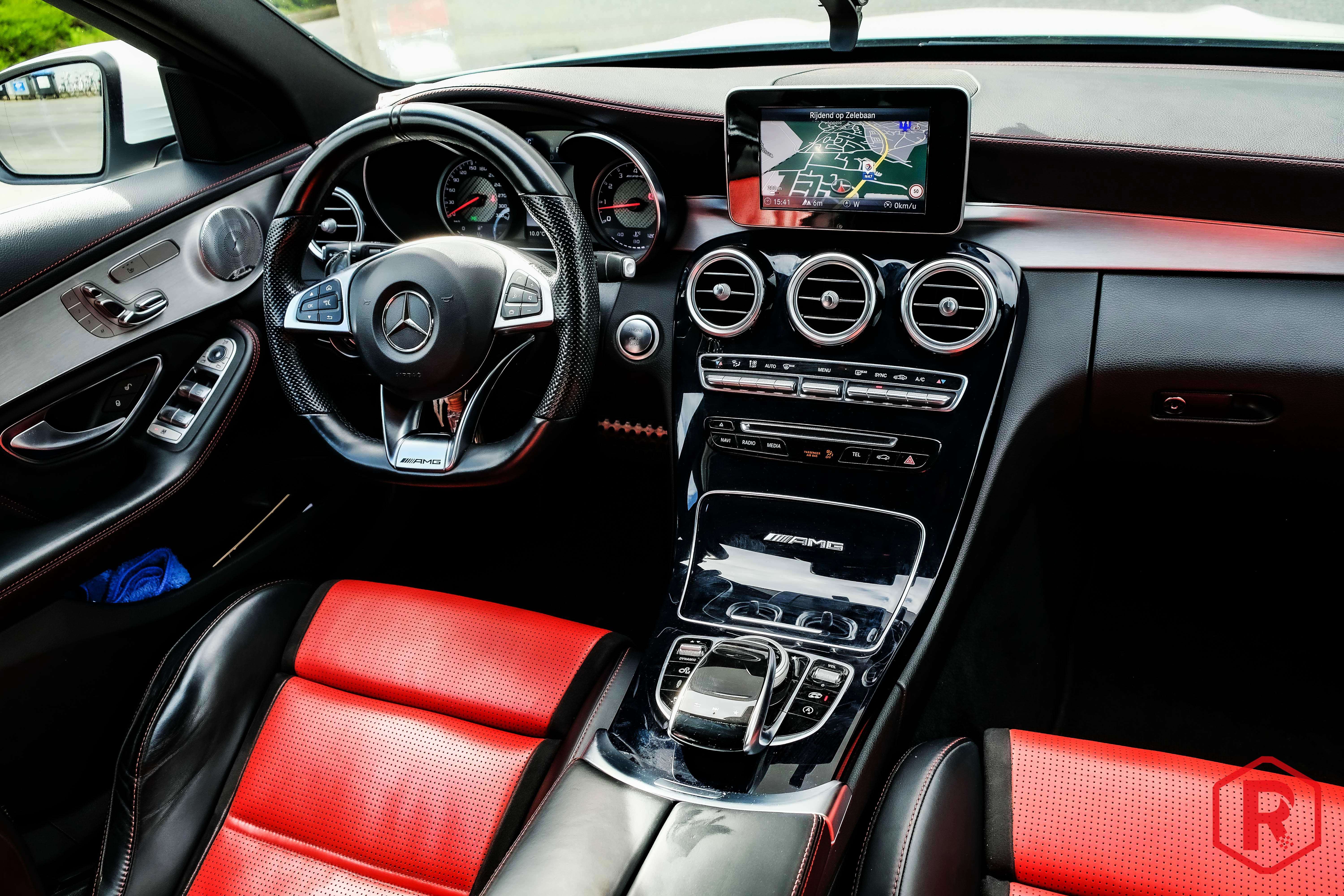 Mercedes-Benz C 63 AMG Estate Burmester Camera