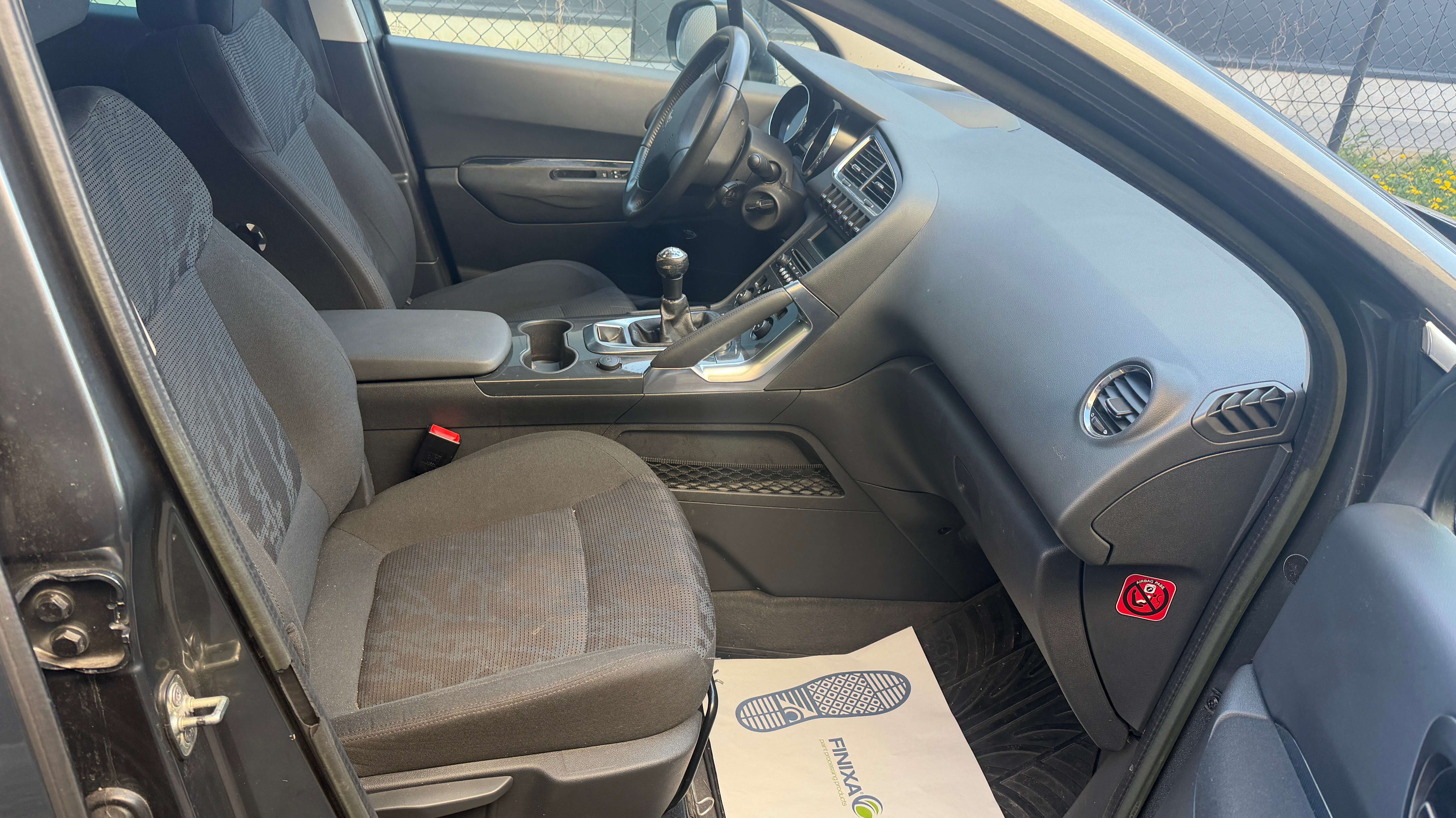 Peugeot 3008 3008 1.6i Access