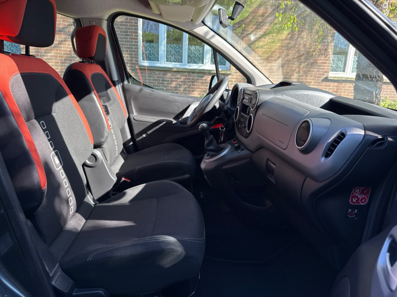 Citroen BERLINGO ESSENCE 110CH FEEL * 53.000KM * 2016 * 1ERE MAIN * GARANTIE