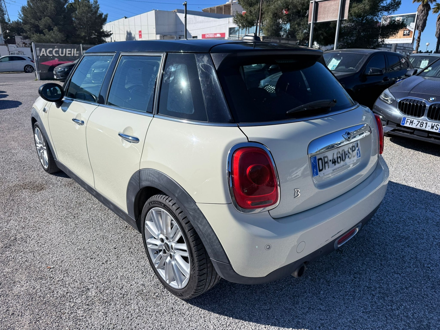 Mini MINI 5 PORTES COOPER D 116CH CHILI BVA