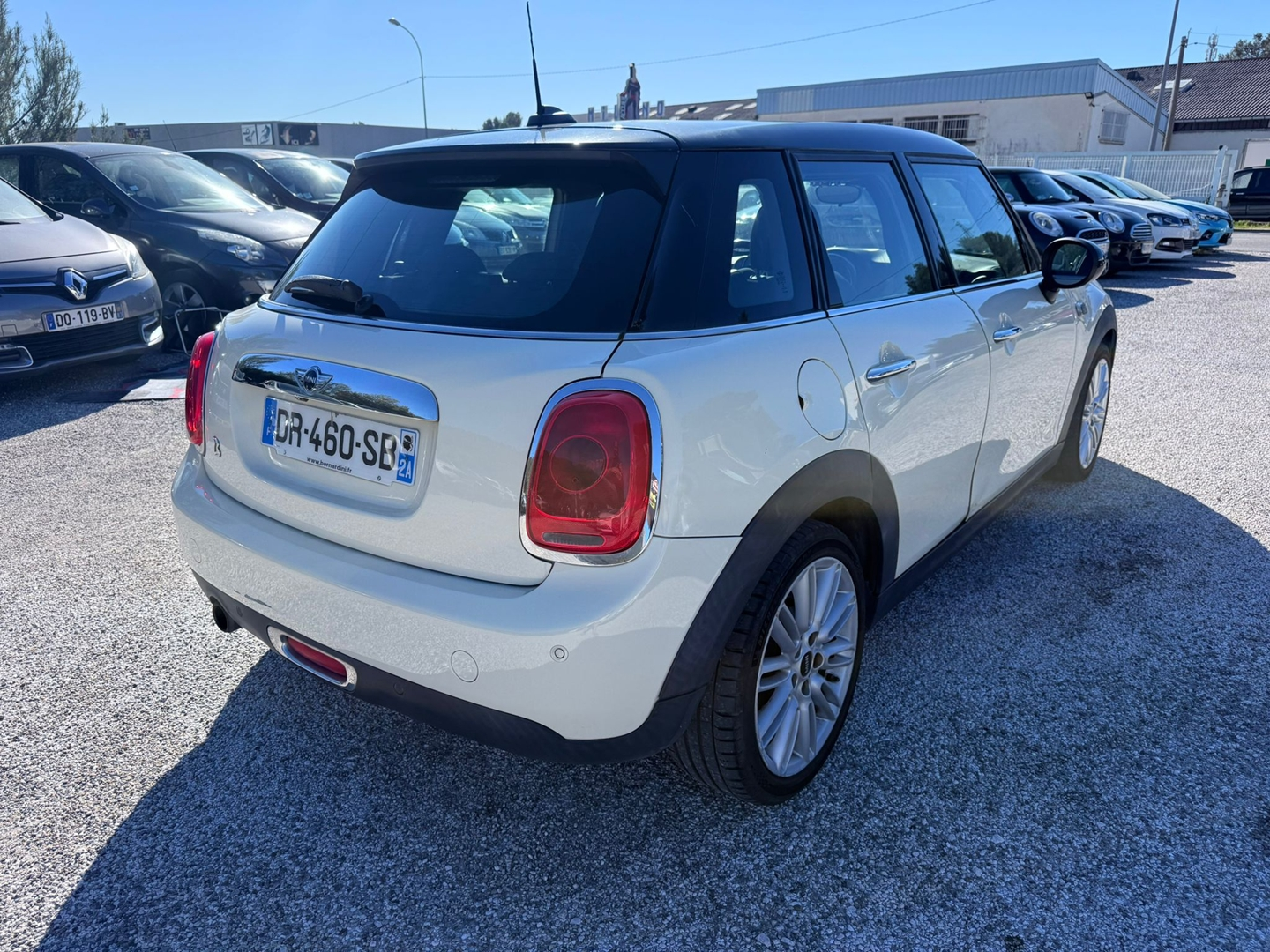 Mini MINI 5 PORTES COOPER D 116CH CHILI BVA