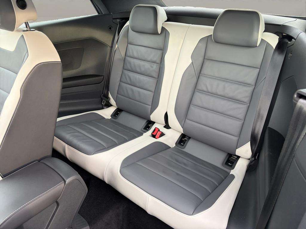 Volkswagen T-Roc New T-Roc Cabrio Style Business Premium 1.0 TSI 81 kW (110 ch) 6 vitesses manuel