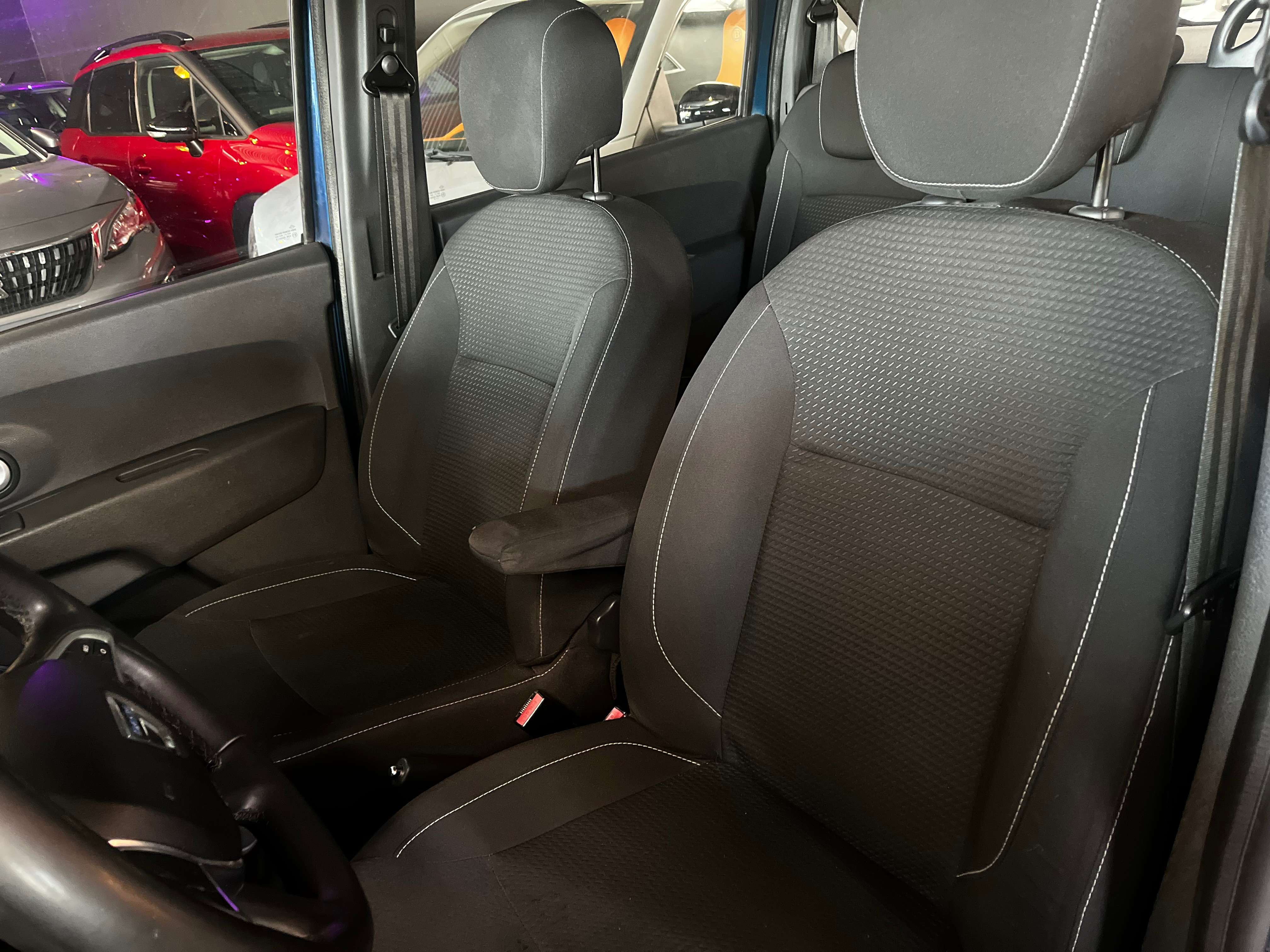 Dacia Lodgy Lodgy Stepway 1.2 TCe Urban Explorer