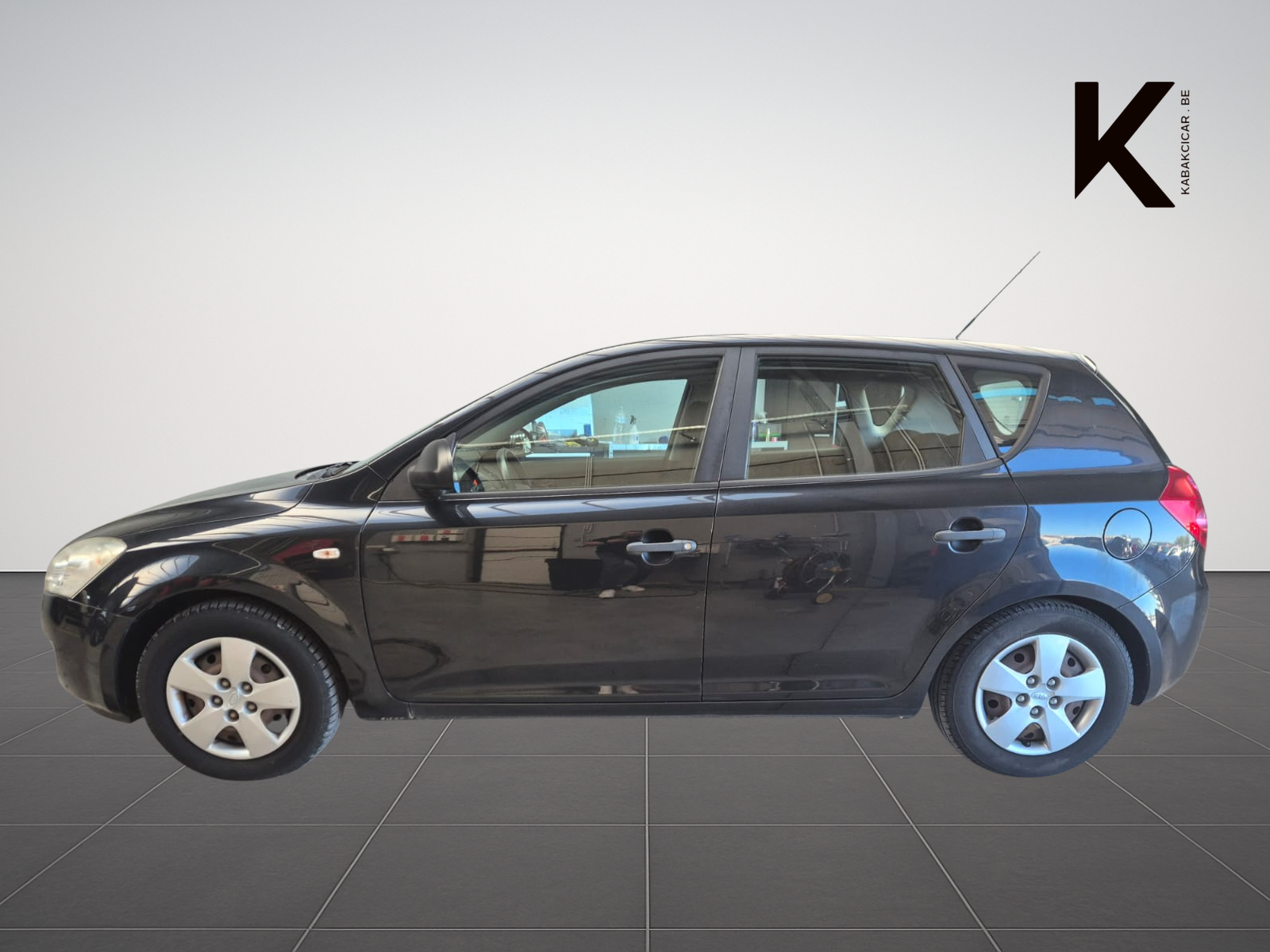 Kia Ceed / cee'd 1.4i EX / Climatisation / MP3 / Garantie 12 Mois