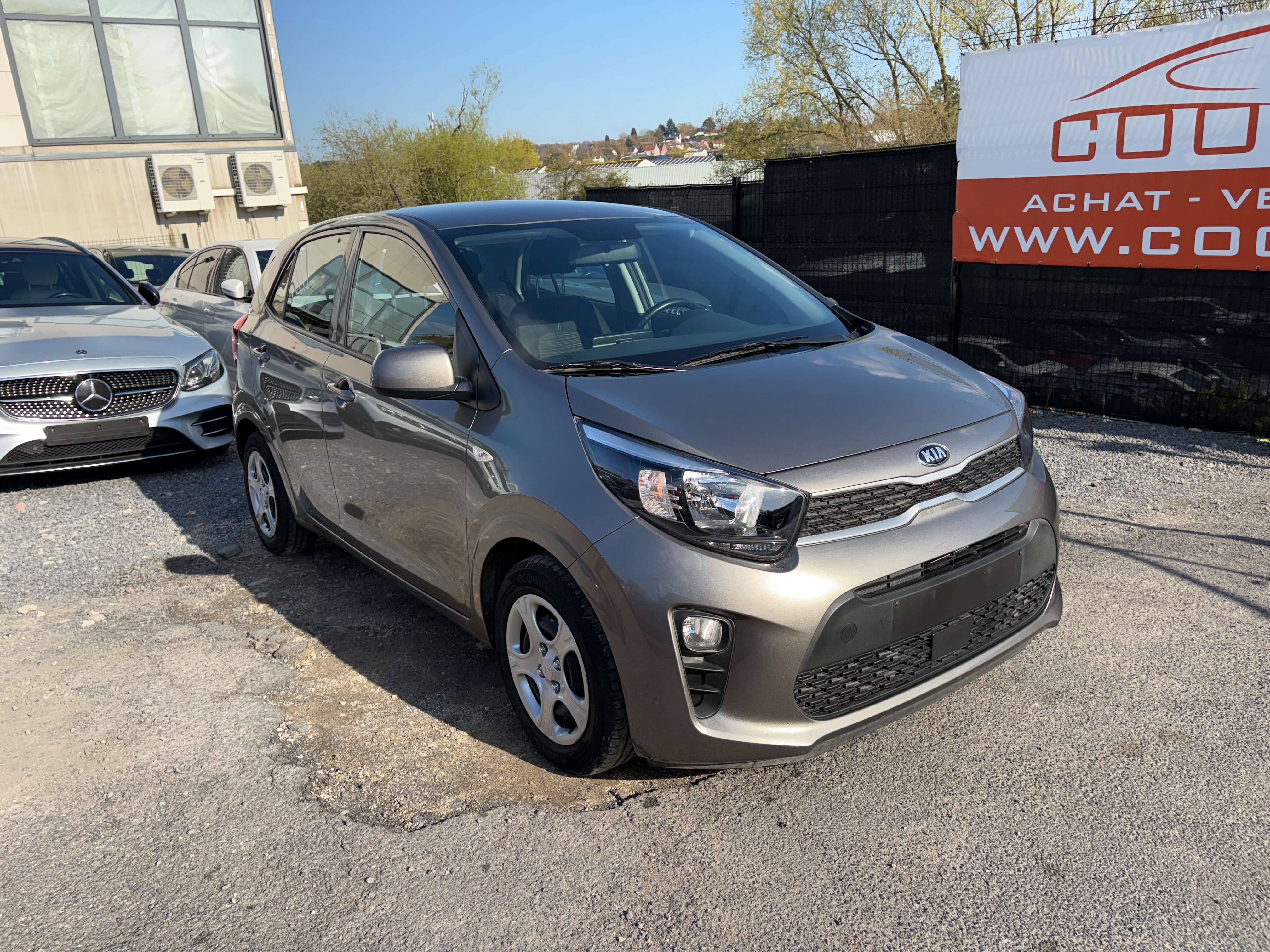 Kia Picanto 1.2i Easy - EU6 - GARANTIE 1AN -