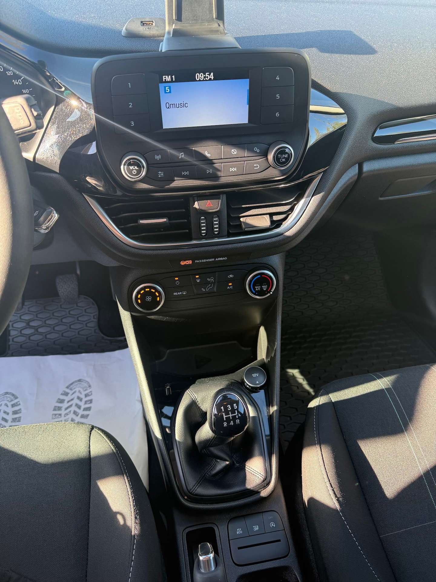 Ford Fiesta Fiesta 1.1i Business Class Airco, Lane assist + 12m Garantie