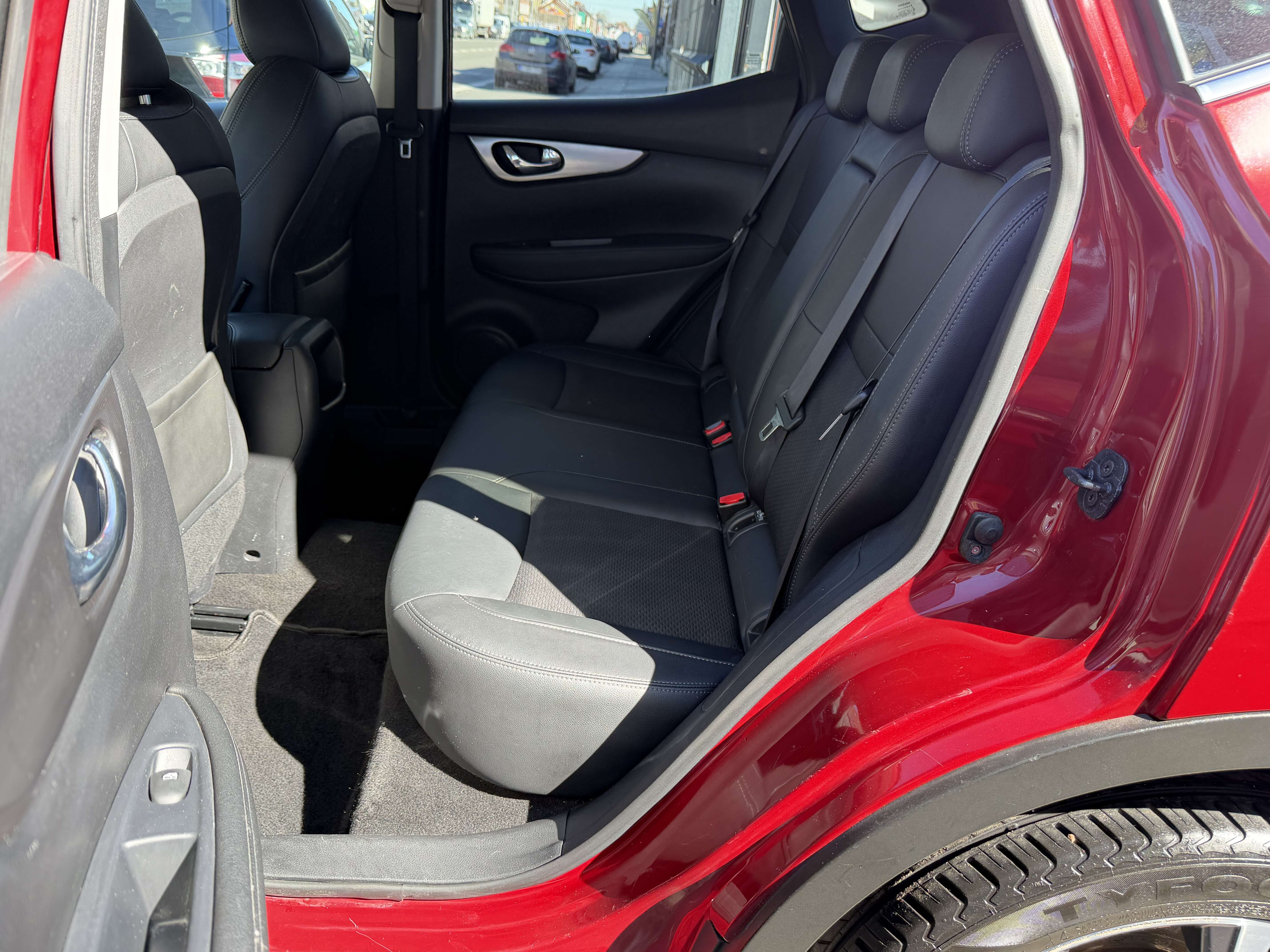 Nissan Qashqai Qashqai 1.2 TURBO ° CUIR ° NAVI ° CAMERA ° GARANTI