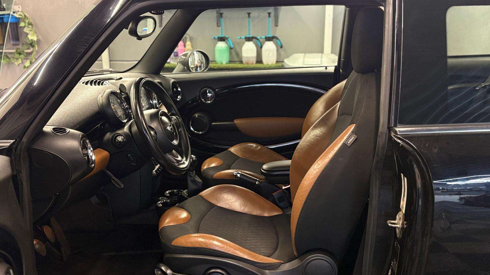 MINI One 1.6l BENZINE Bj. 2012 178.327Km