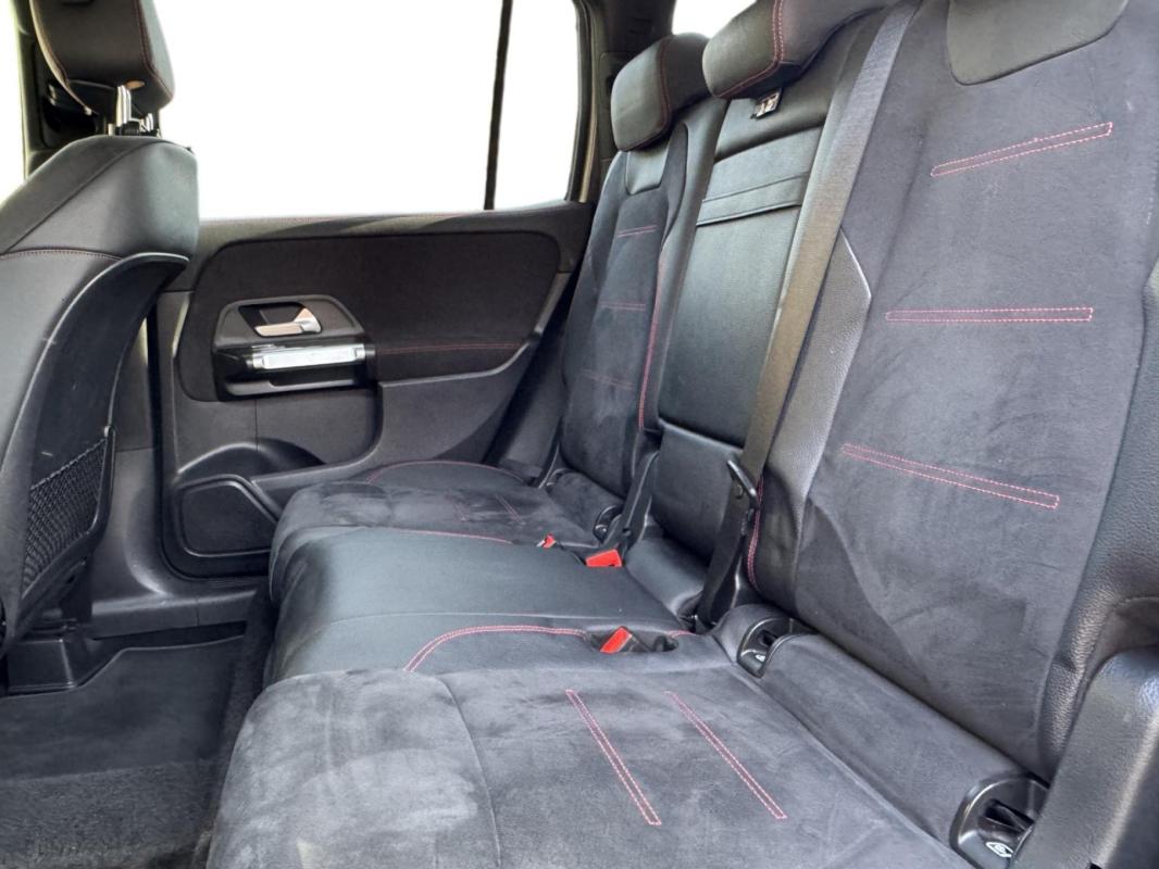 Mercedes-Benz Classe Gl GLB 220 d - BV 8G-DCT SUV BM X247 AMG Line / 5 places SUIVI GARANTIE 12 MOIS