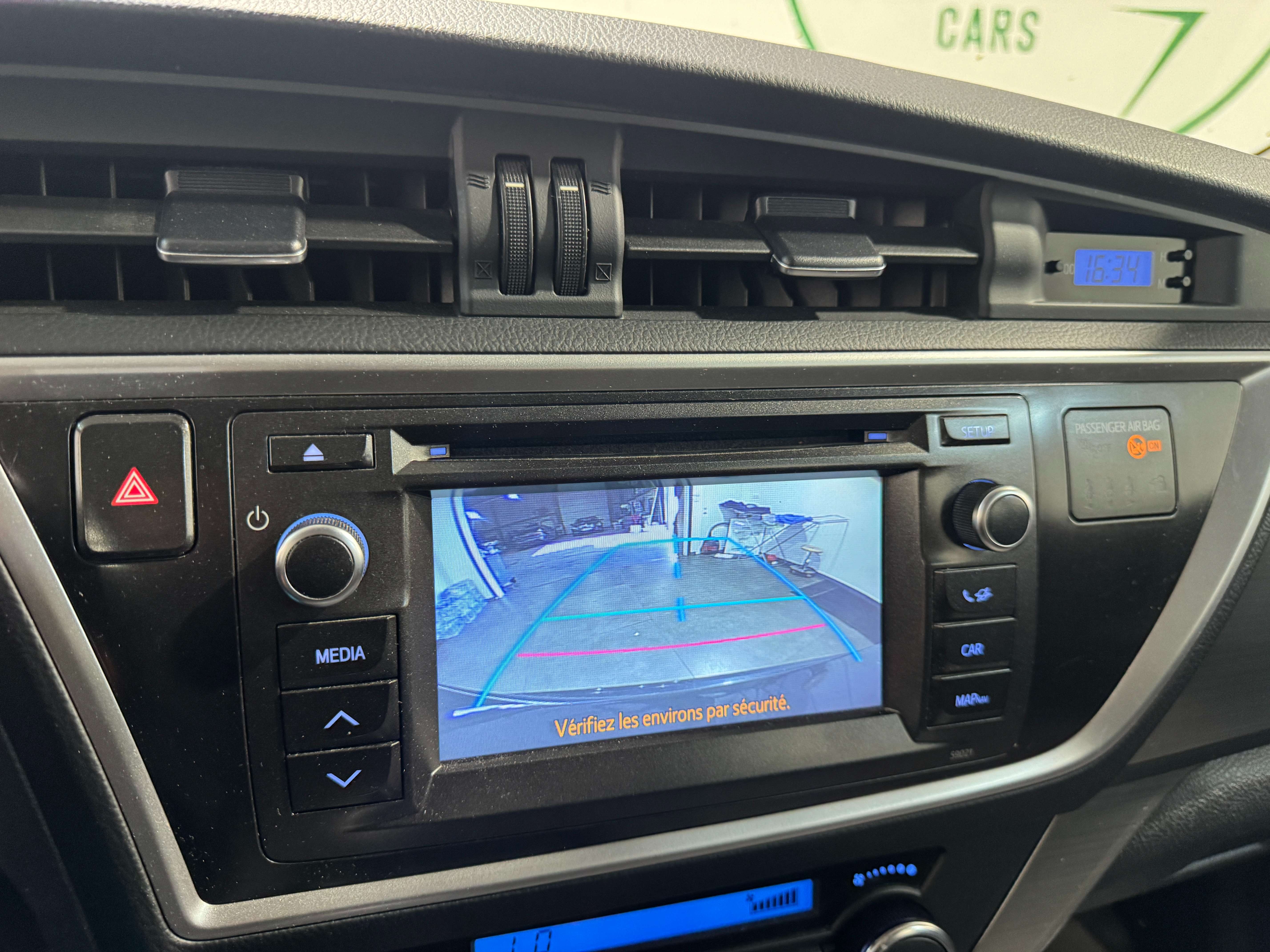Toyota Auris ** 1.4 ** D-4D ** Life ** Marchand ou export **