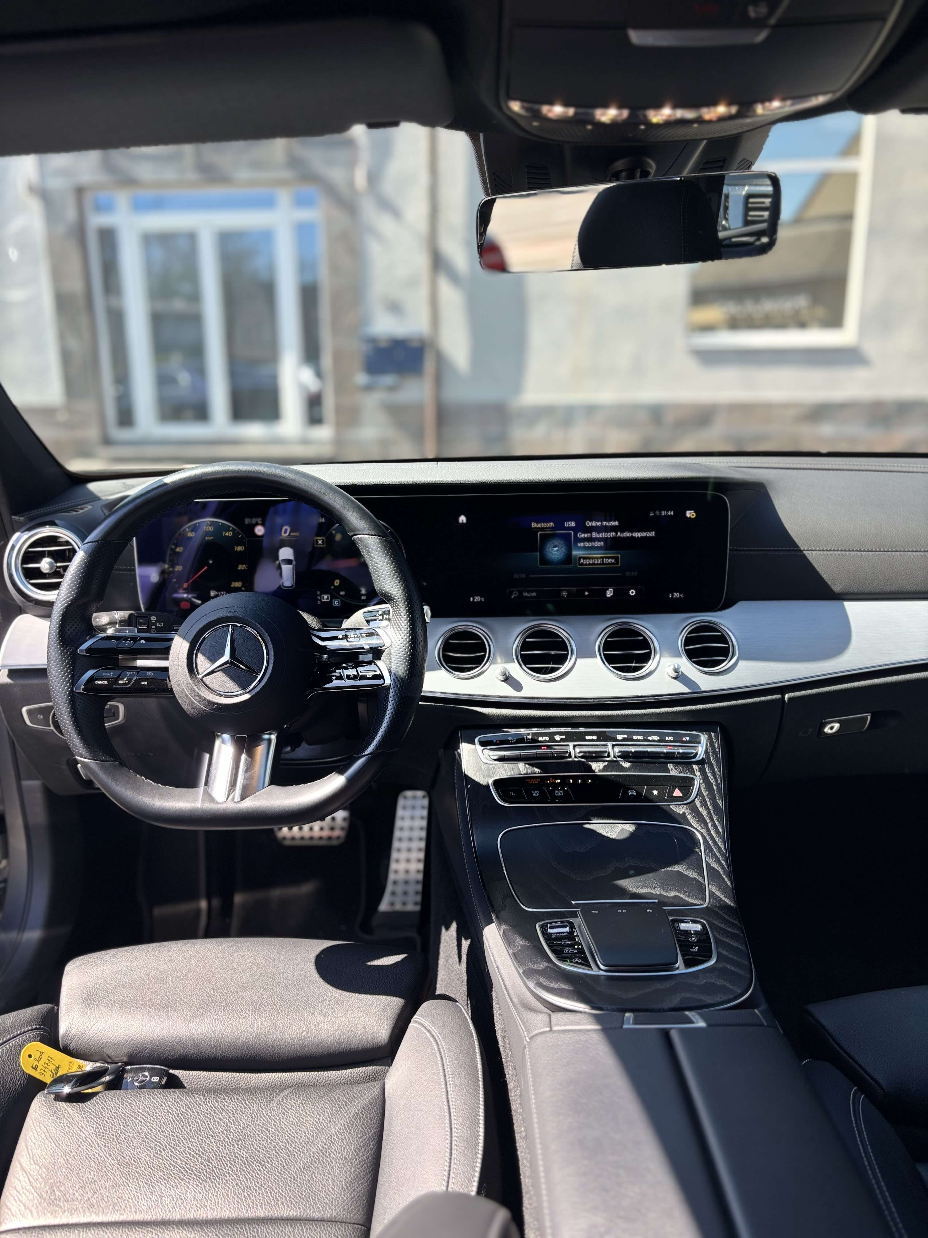 Mercedes-Benz E 200 E 200 d 360CAM AMG Line ACC VAT CAR