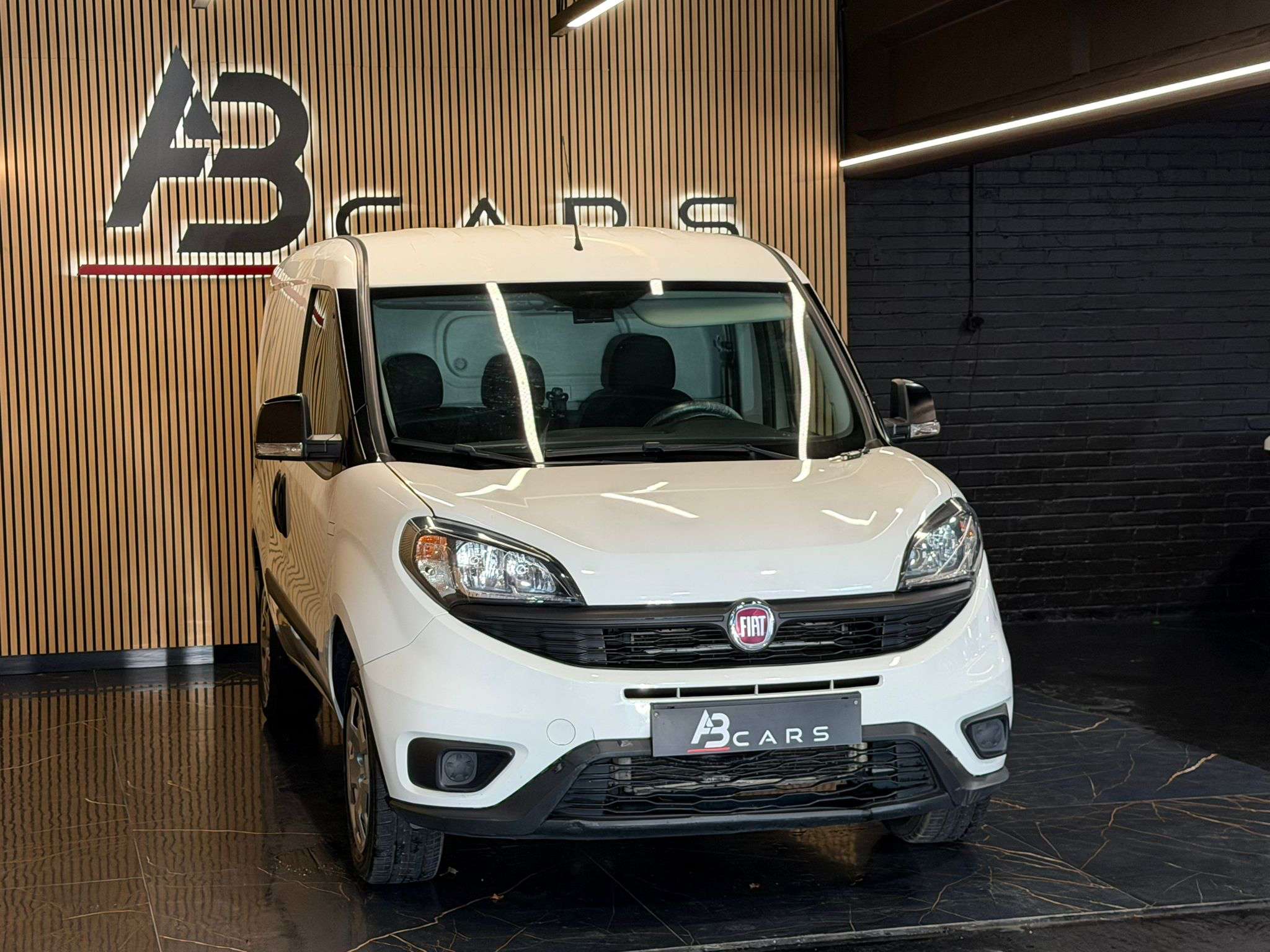 Fiat Doblo 1.4i * UTILITAIRE * 1ER PROPRIETAIRE *