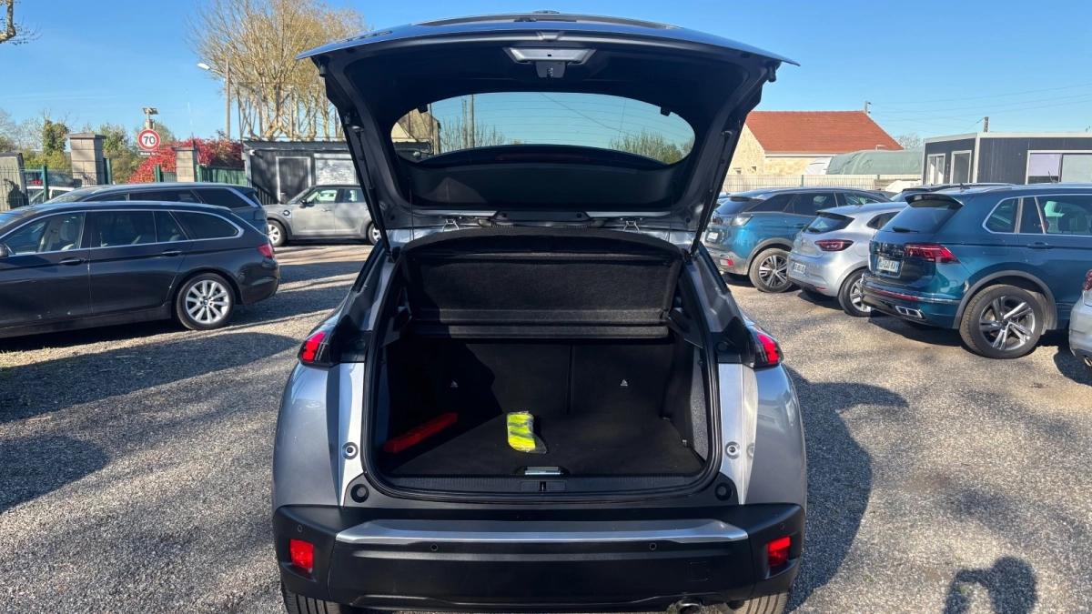 Peugeot 2008 GENERATION-II 1.5 BLUEHDI 130 EAT8 ALLURE BUSINESS 12491 Hors Taxes1ÉRE MAIN!