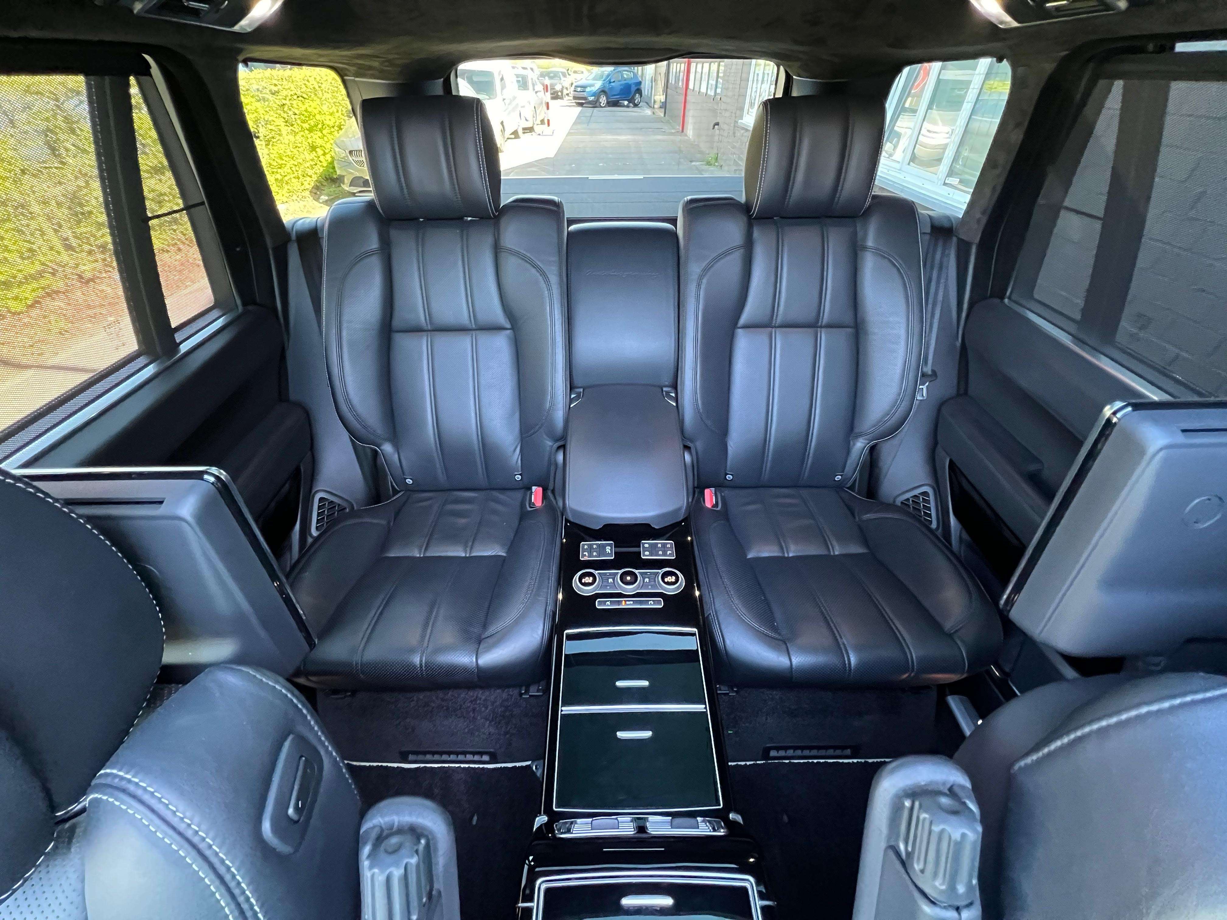 Land Rover Range Rover Range Rover Long 3.0 TDV6 SVAutobiography 4SEATS/FULL