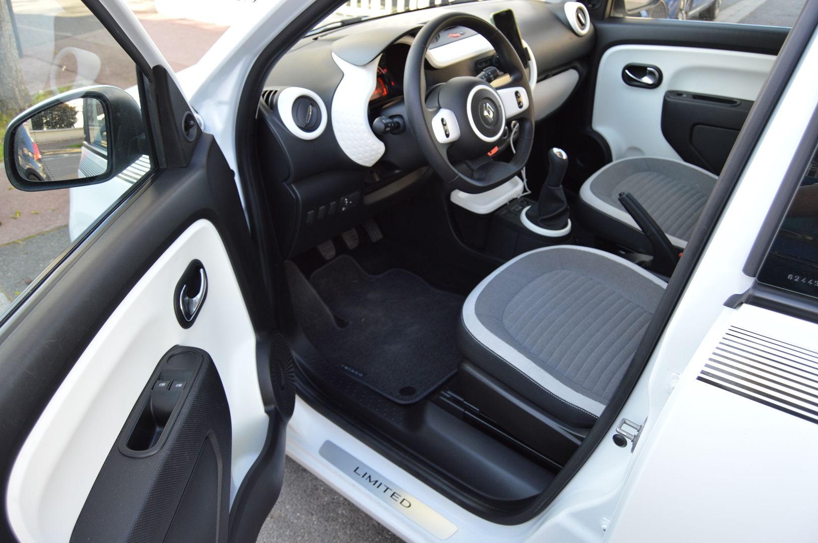 Renault TWINGO III 1.0 SCE 70CH LIMITED EURO6C