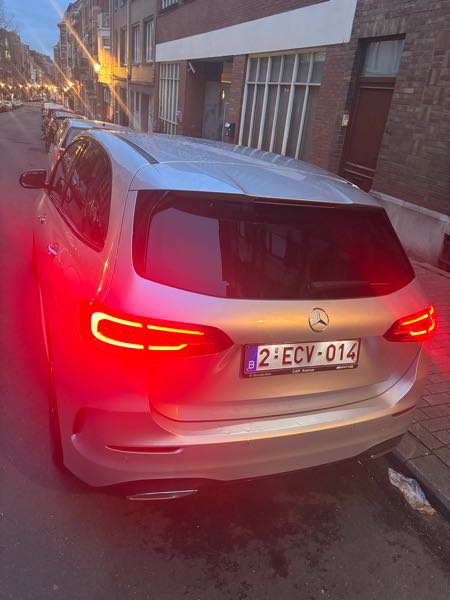 Mercedes-Benz Classe B III 180 D AMG LINE EDITION BVA8