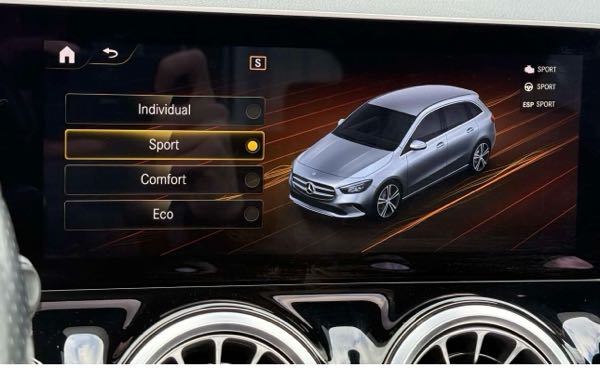 Mercedes-Benz Classe B III 180 D AMG LINE EDITION BVA8