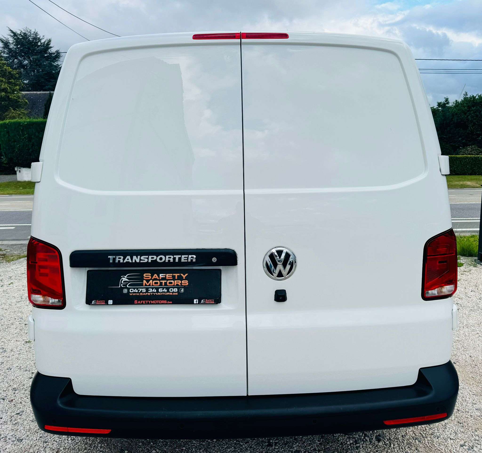Volkswagen T6.1 Transporter 2.0 TDi SCR utilitaire 2 places gps airco garantie de 12 mois