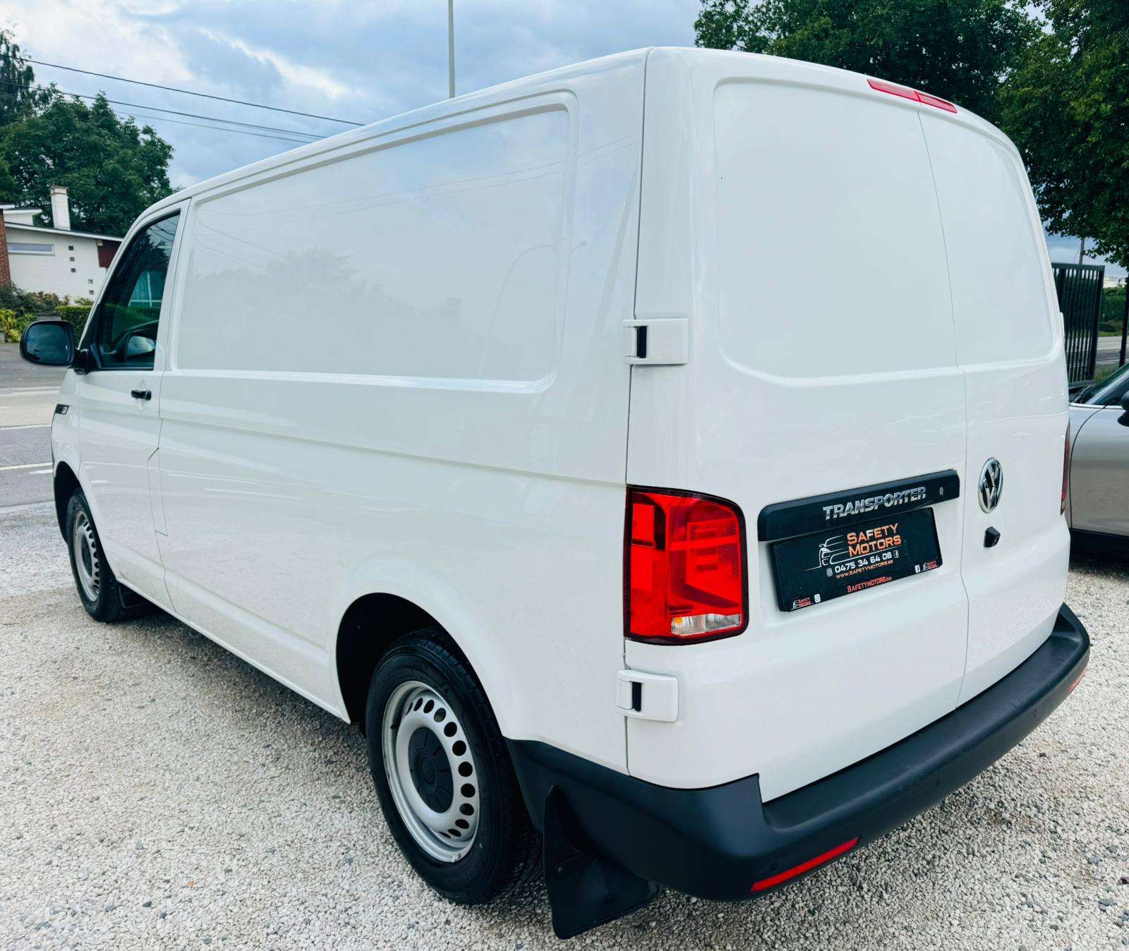 Volkswagen T6.1 Transporter 2.0 TDi SCR utilitaire 2 places gps airco garantie de 12 mois