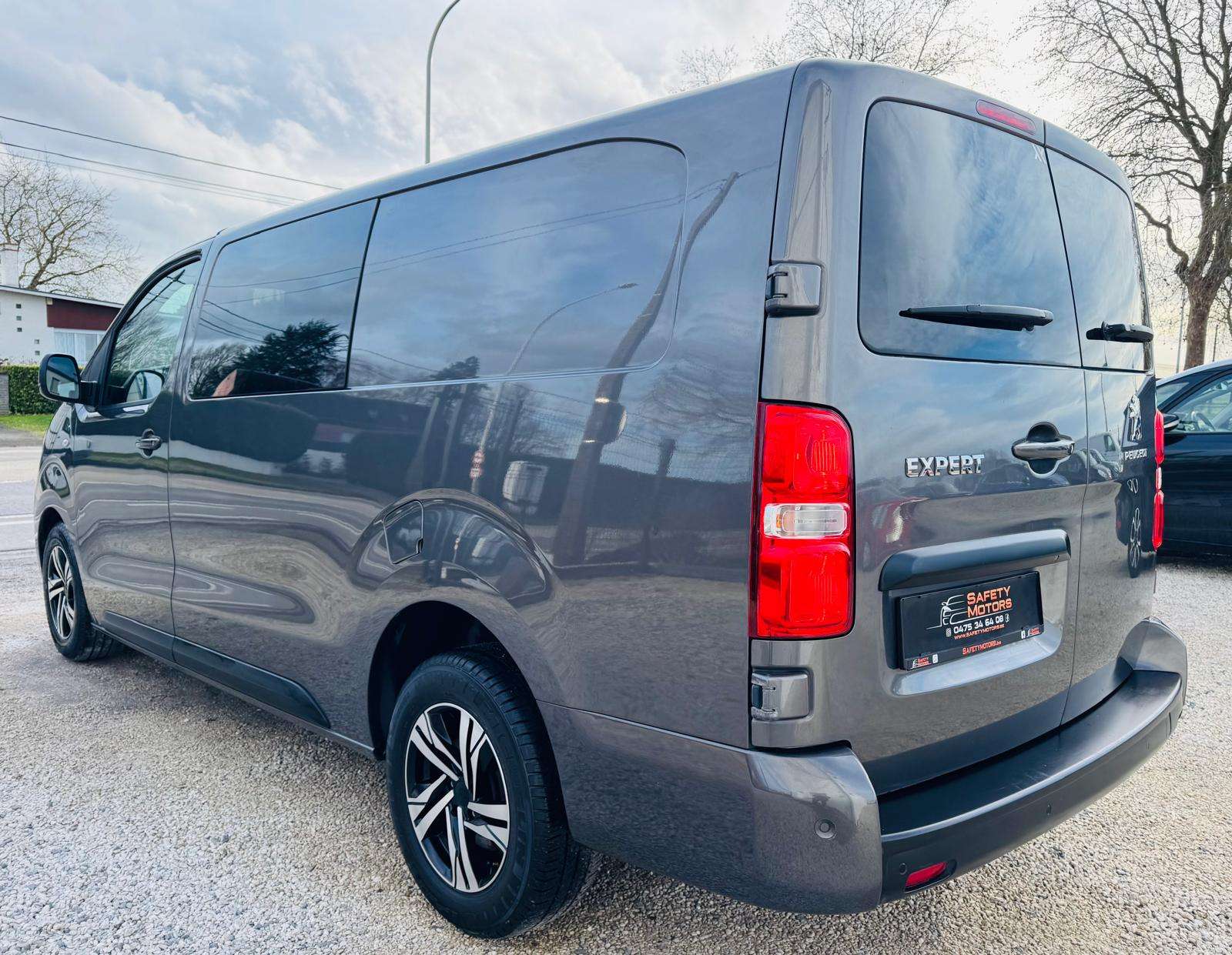 Peugeot Expert 2.0 BlueHDi L3 Long Premium double cabine 5 places boite automatiques garantie 12mois