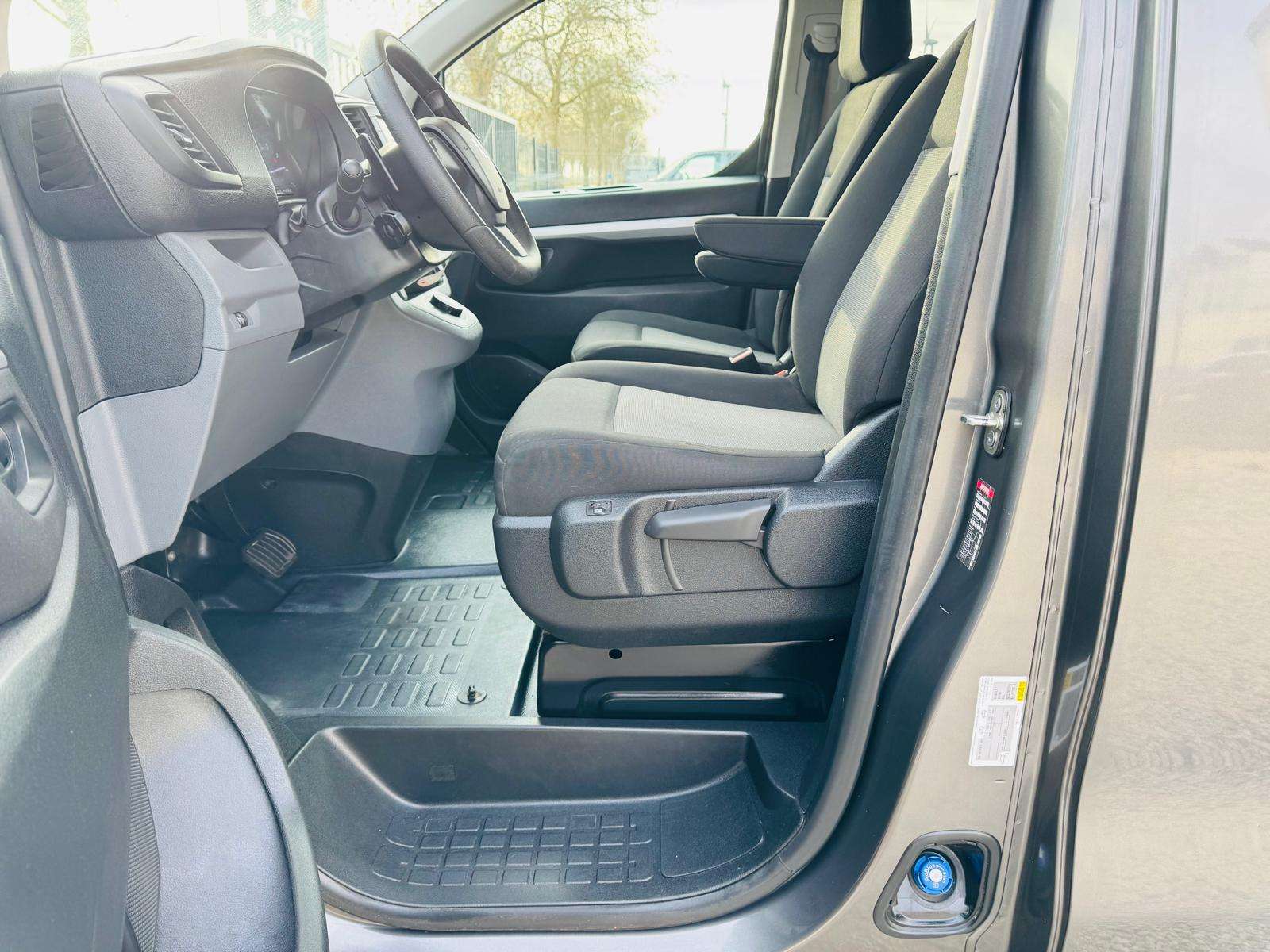 Peugeot Expert 2.0 BlueHDi L3 Long Premium double cabine 5 places boite automatiques garantie 12mois