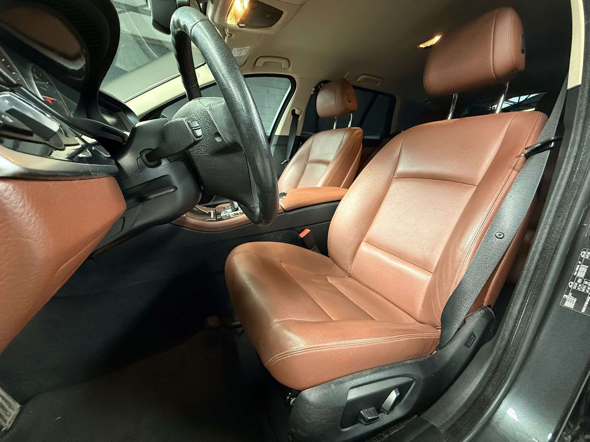 BMW 520 d * Touring * GPS * CUIR CH * CLIM AUTO * CRUISE