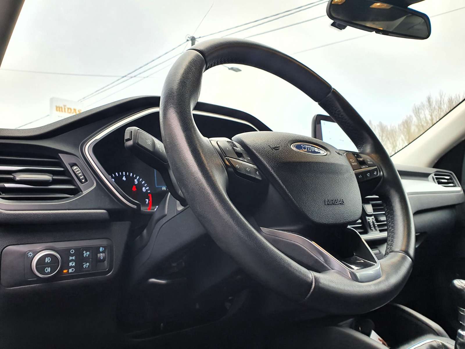Ford Kuga 🟢1.5 ESSENCE 120CV - GPS - CRUISE - S.CHAUFF