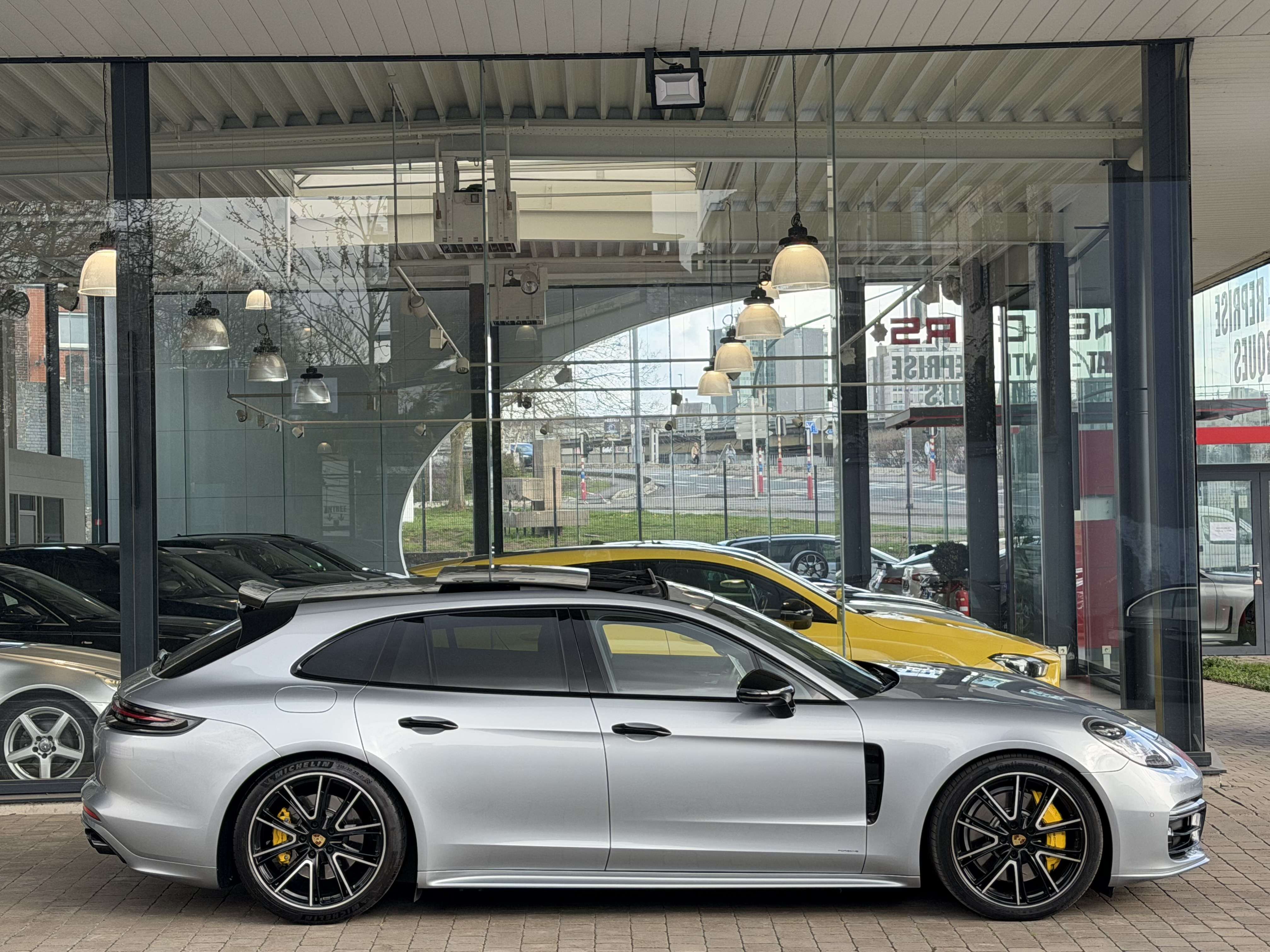 Porsche Panamera (TURISMO TURBO 4S SPORT )TOIT PANO JA21 FUL OPTION