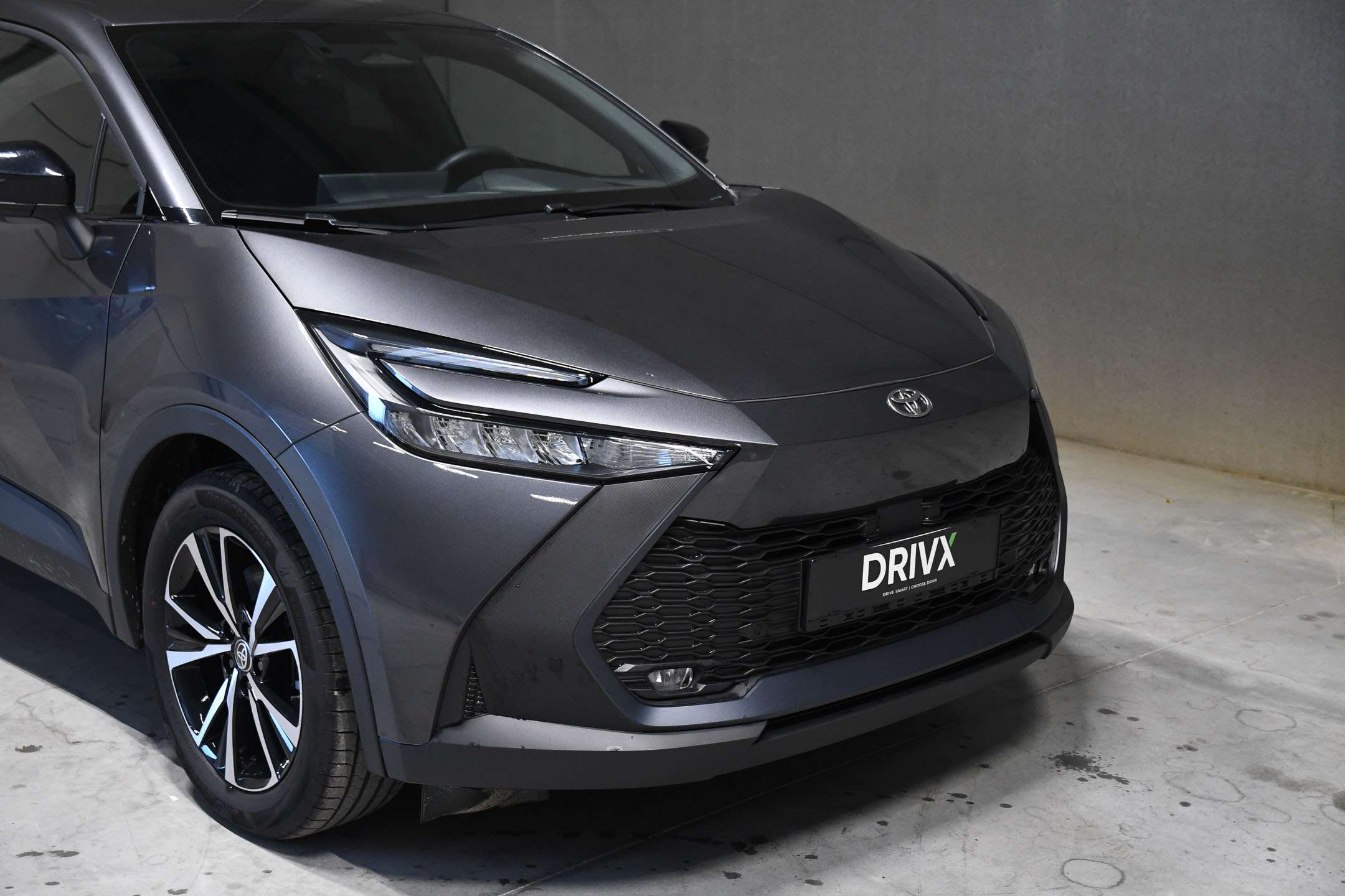 Toyota C-HR Plug-in 19g Co2 - ACC - Stuurwielverw. - Carplay