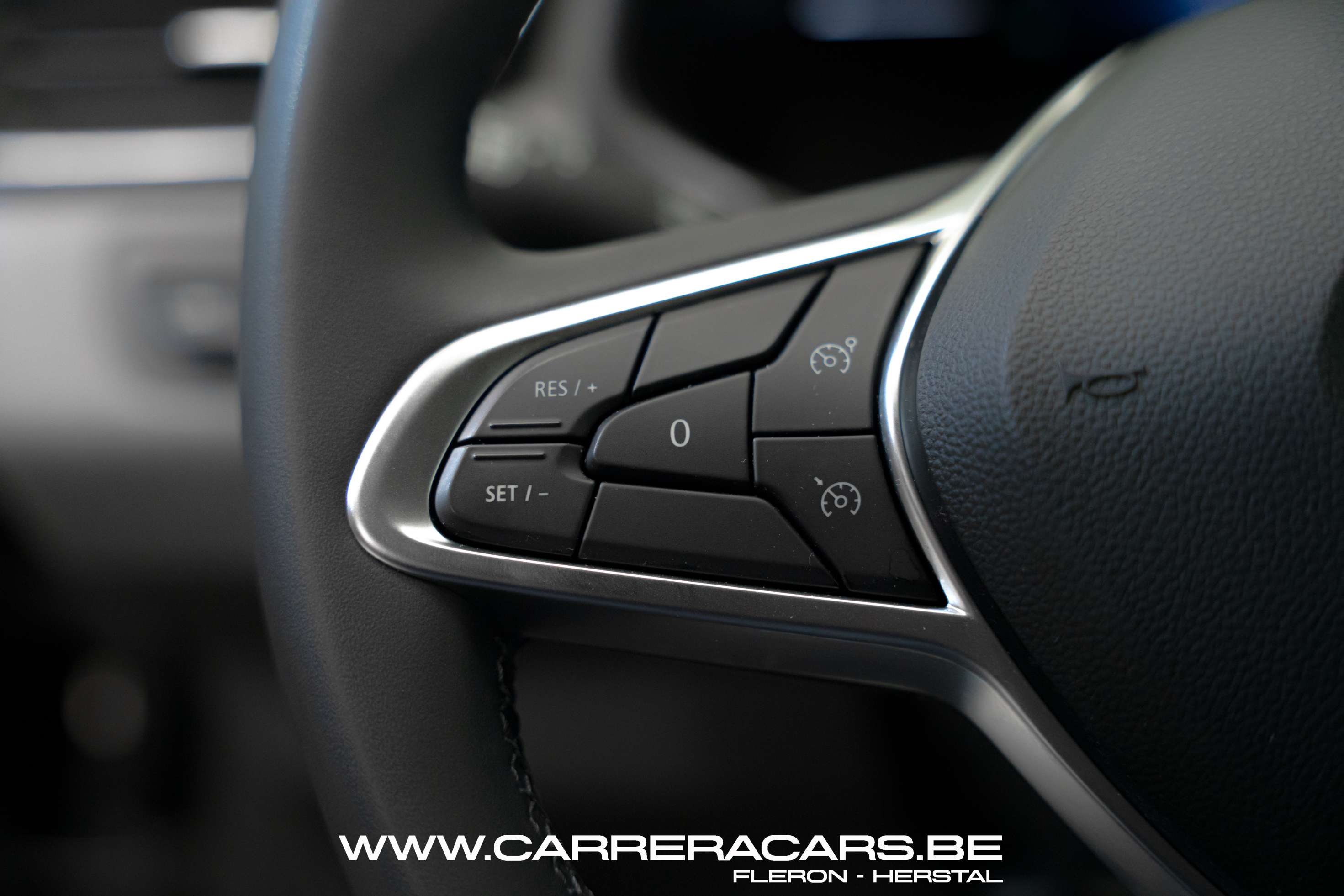 Renault Clio 1.0 TCe Black*|NEW*LED*NAVI*LANE*CRUISE*GARANTIE|*