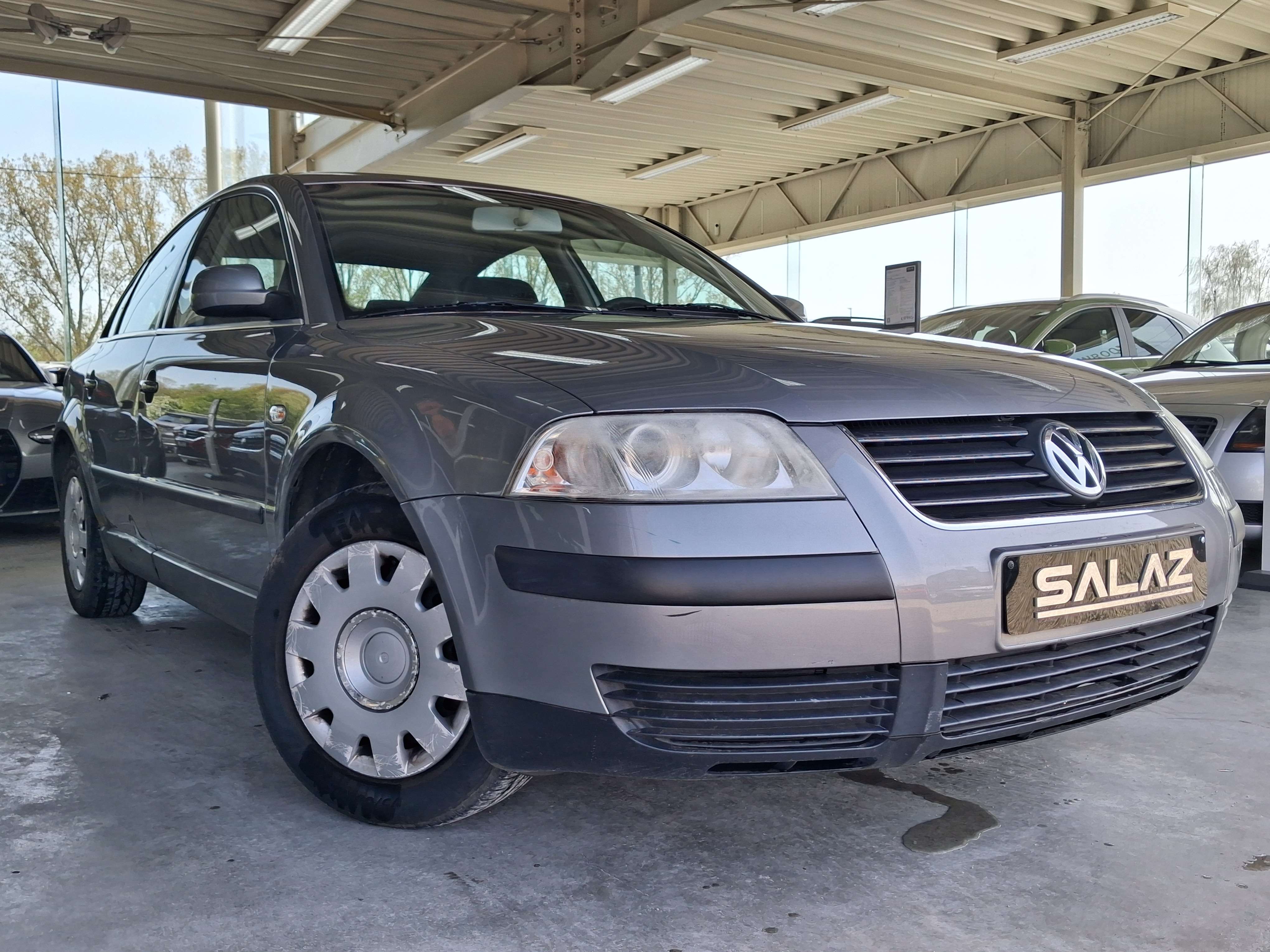 Volkswagen Passat 1.6i Comfortline/EXPORT/PERTE D EAU /