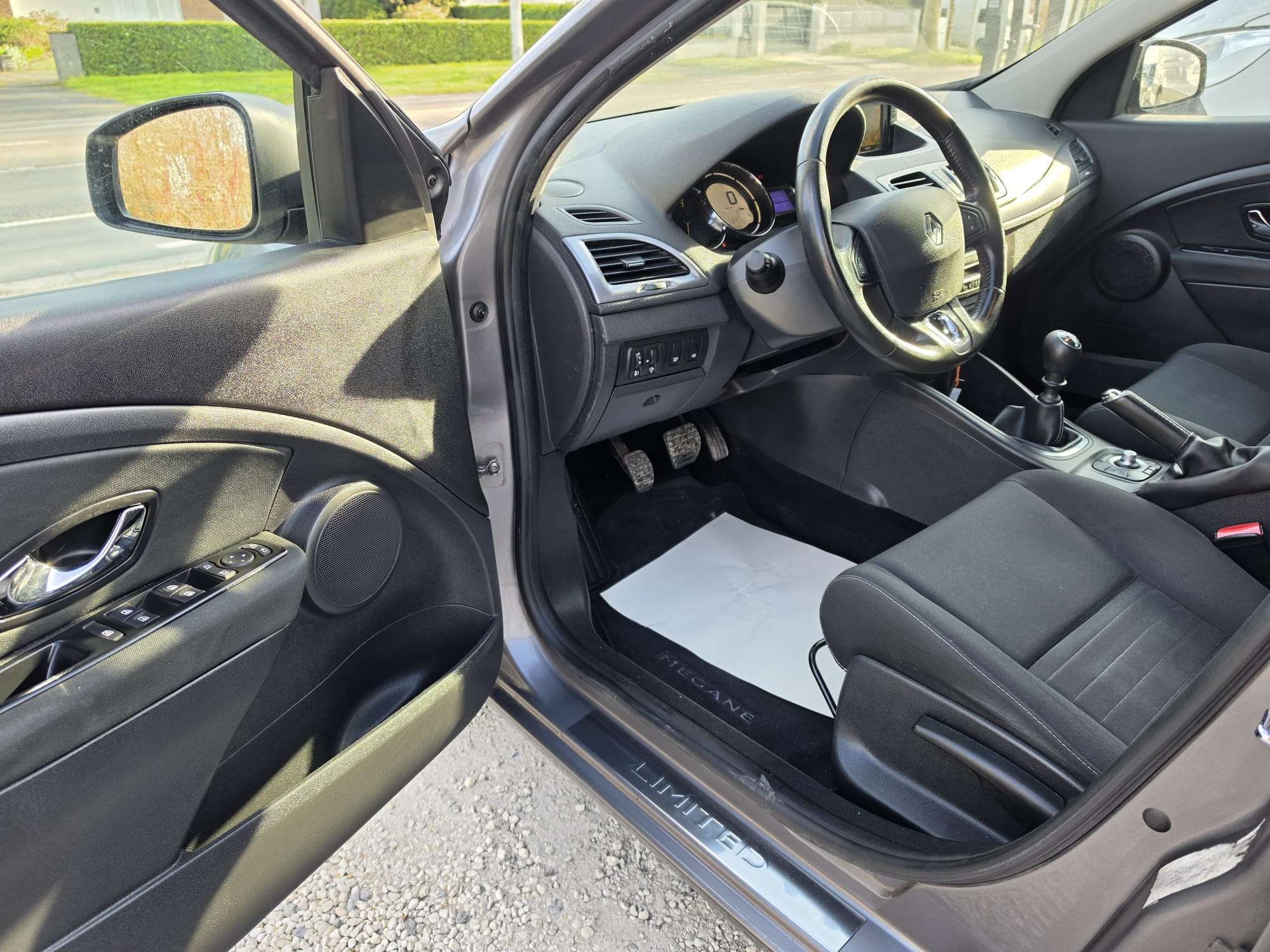 Renault Megane Mégane SW 1.2 TCe Energy Limited gps clim digital garantie 12 mois