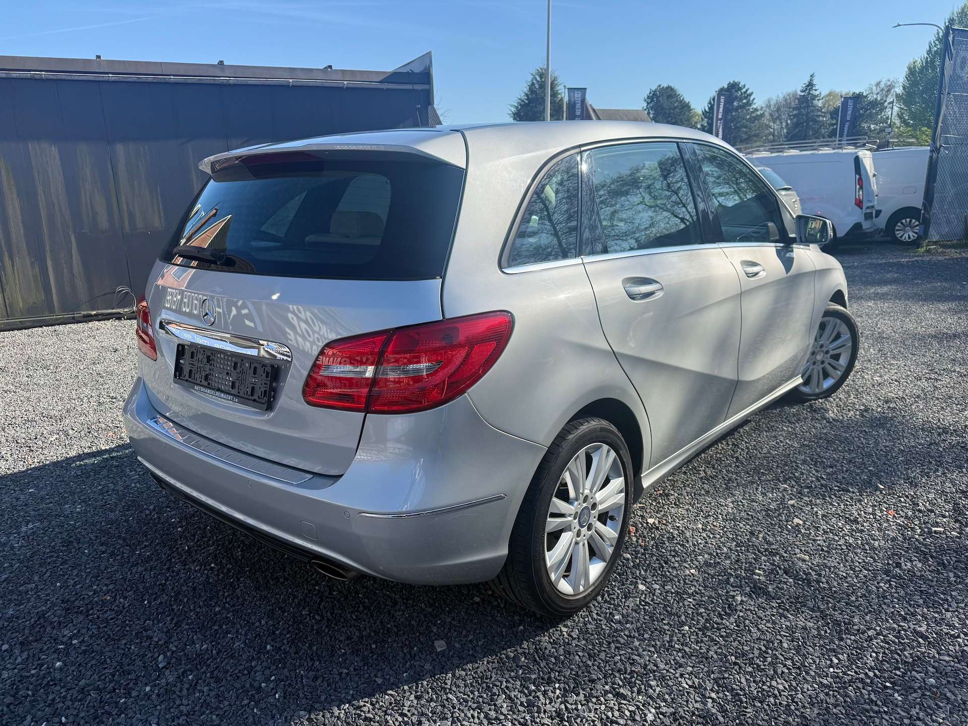 Mercedes-Benz B 180 B 180, Automaat, Wit leder, Airco, Pdc + 12m Garantie