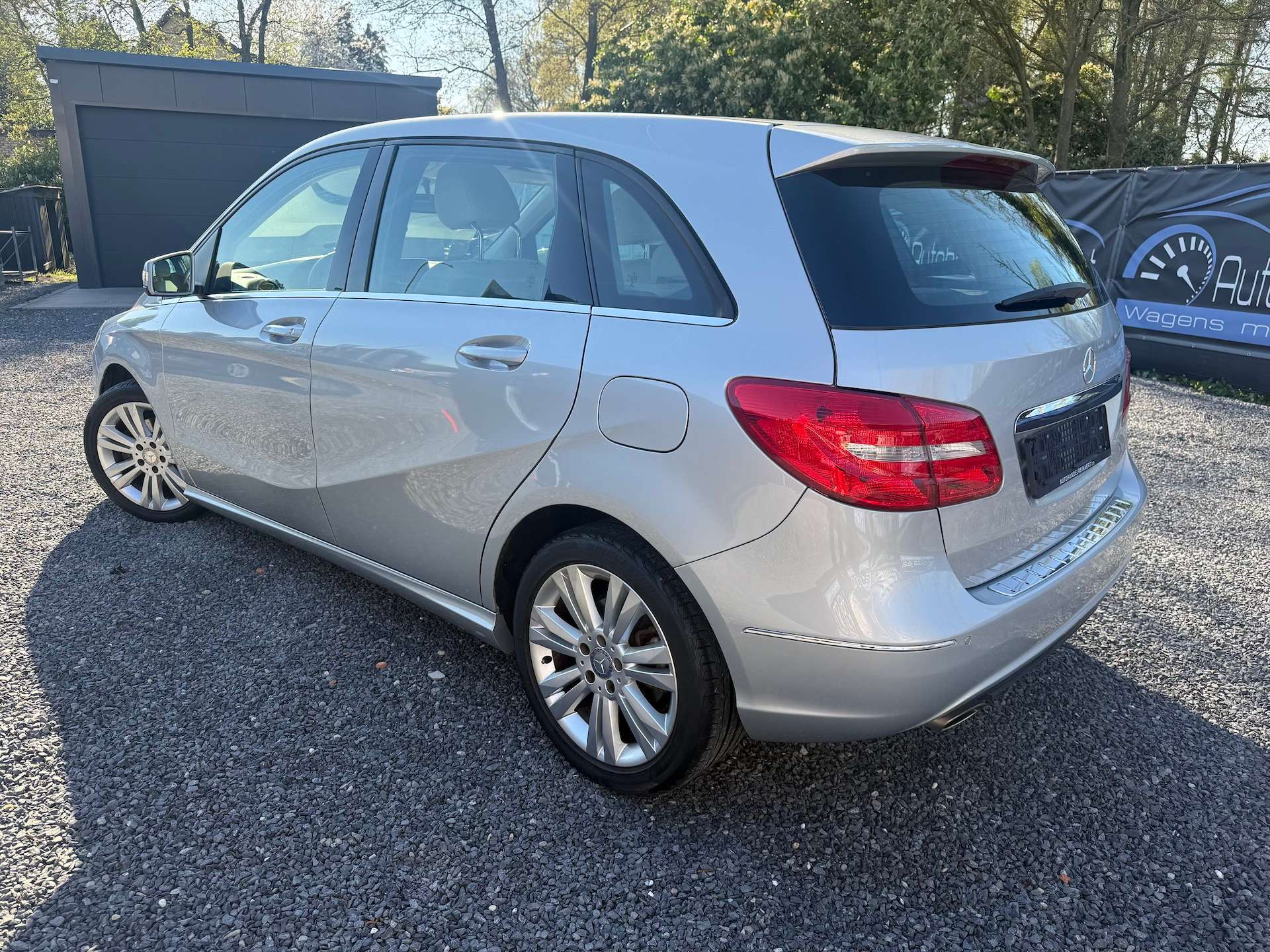 Mercedes-Benz B 180 B 180, Automaat, Wit leder, Airco, Pdc + 12m Garantie