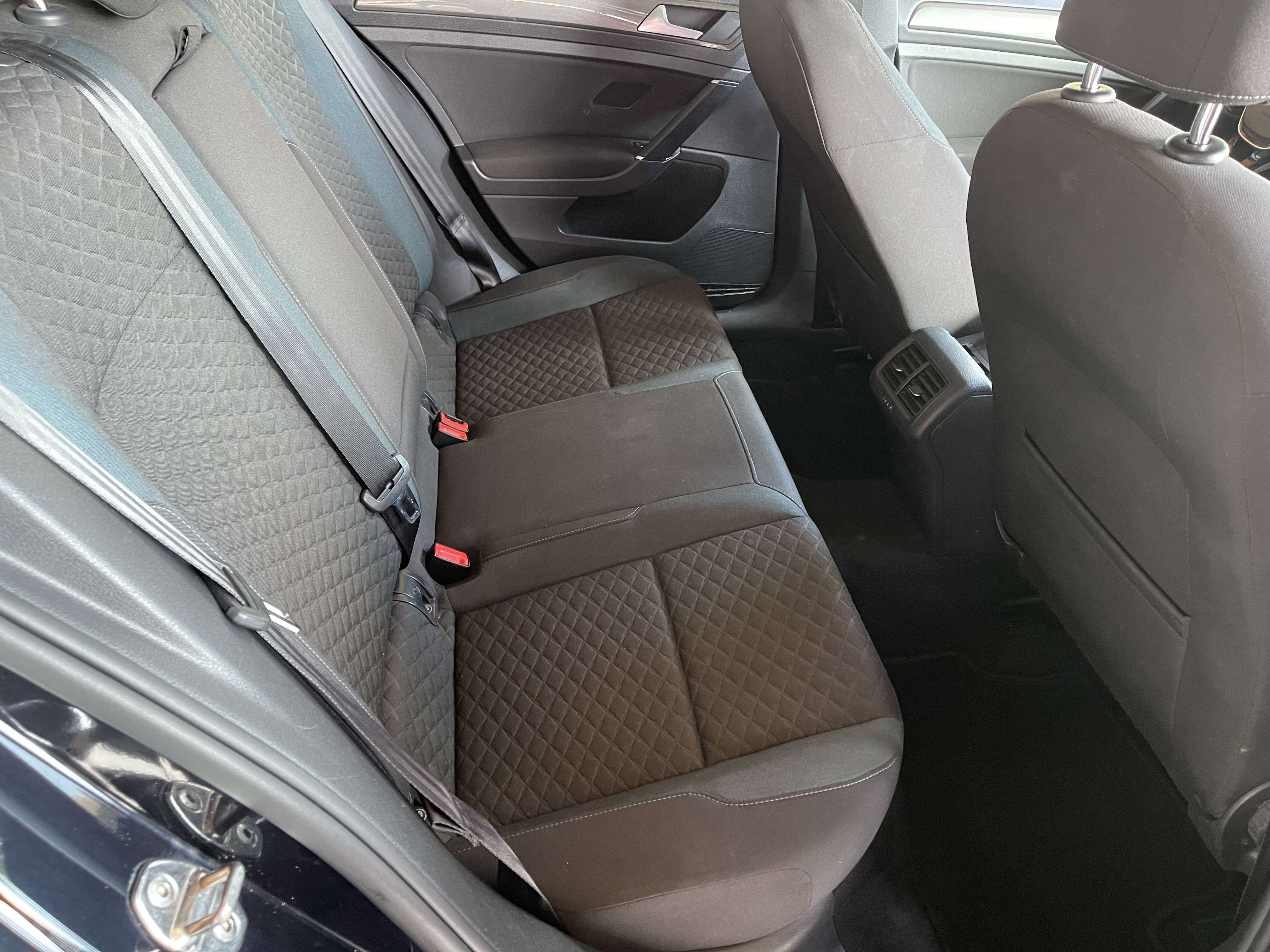 Volkswagen Golf Variant Golf SW 1.6 SCR TDi DSG