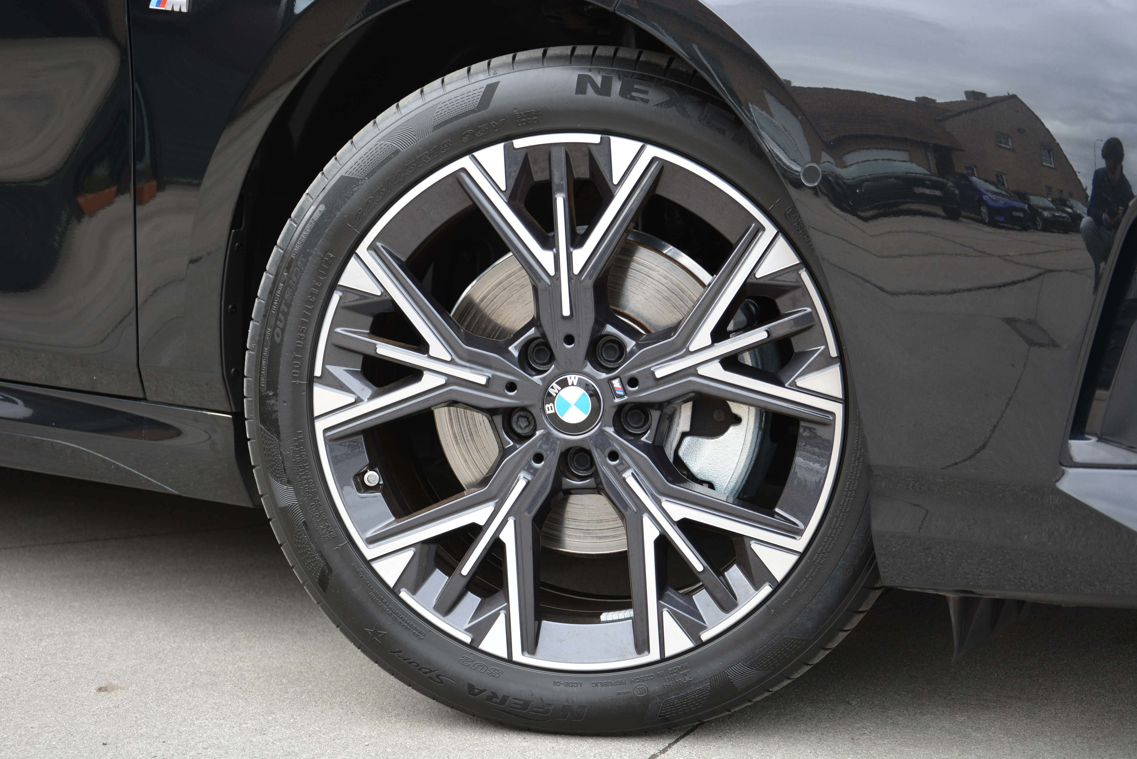 BMW 120 I M-Sport/ Alcantara/ Camera/ Carplay