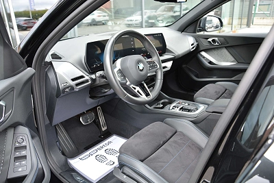 BMW 120 I M-Sport/ Alcantara/ Camera/ Carplay