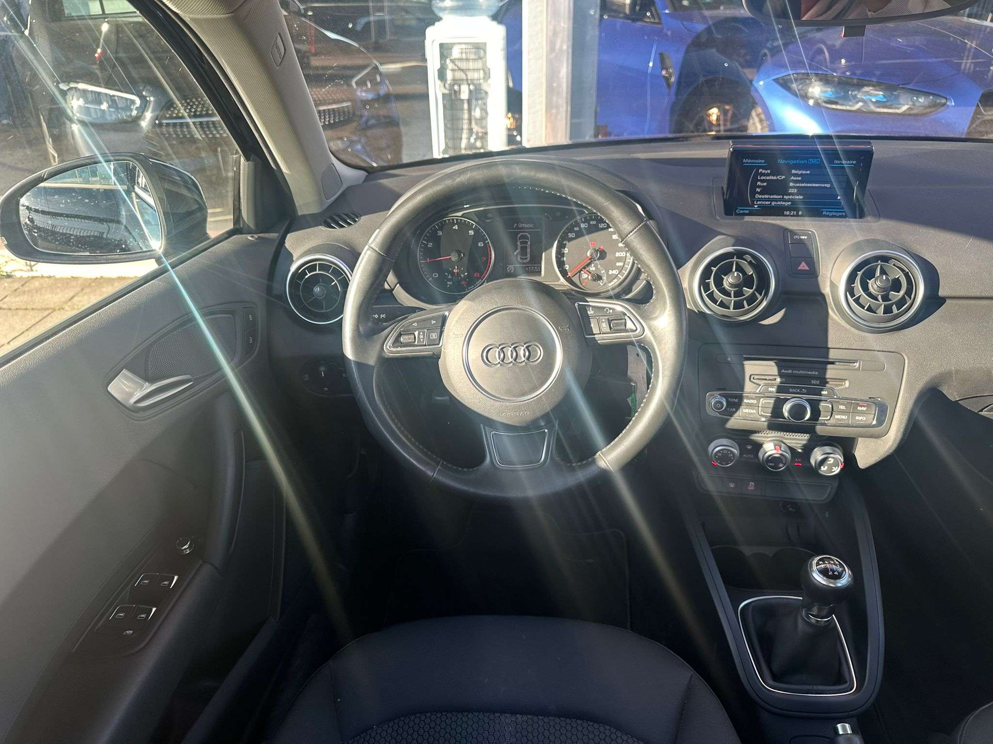 Audi A1 1.0 CREDIT à 0%  265€ Par mois!!/ AIRCO / NAVI / BLUETOOTH /GARANTIE 12 MOIS