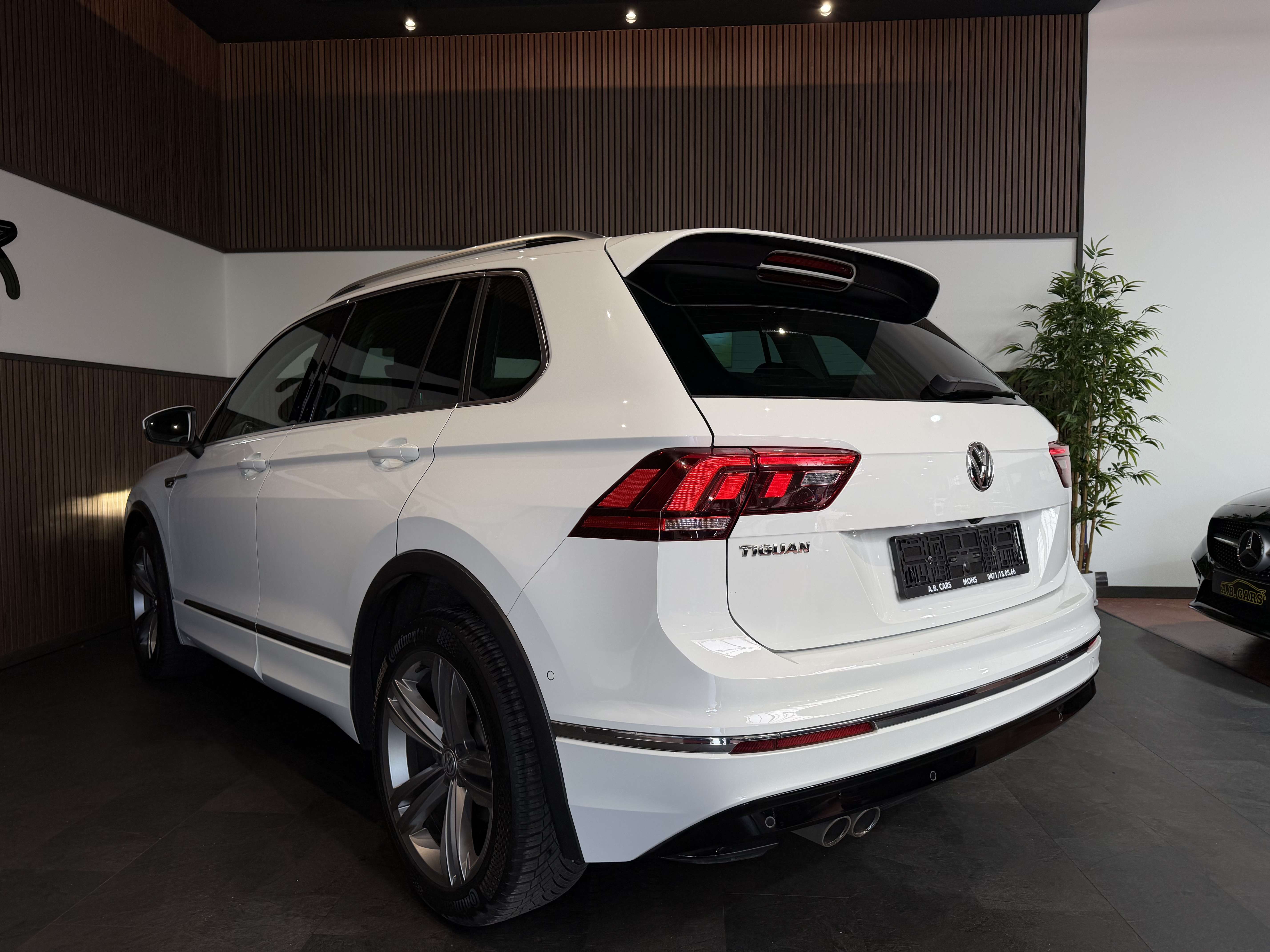 Volkswagen Tiguan 2.0 TDi R Line - GARANTIE 12M - 1ERPRO - TVA DEDUC