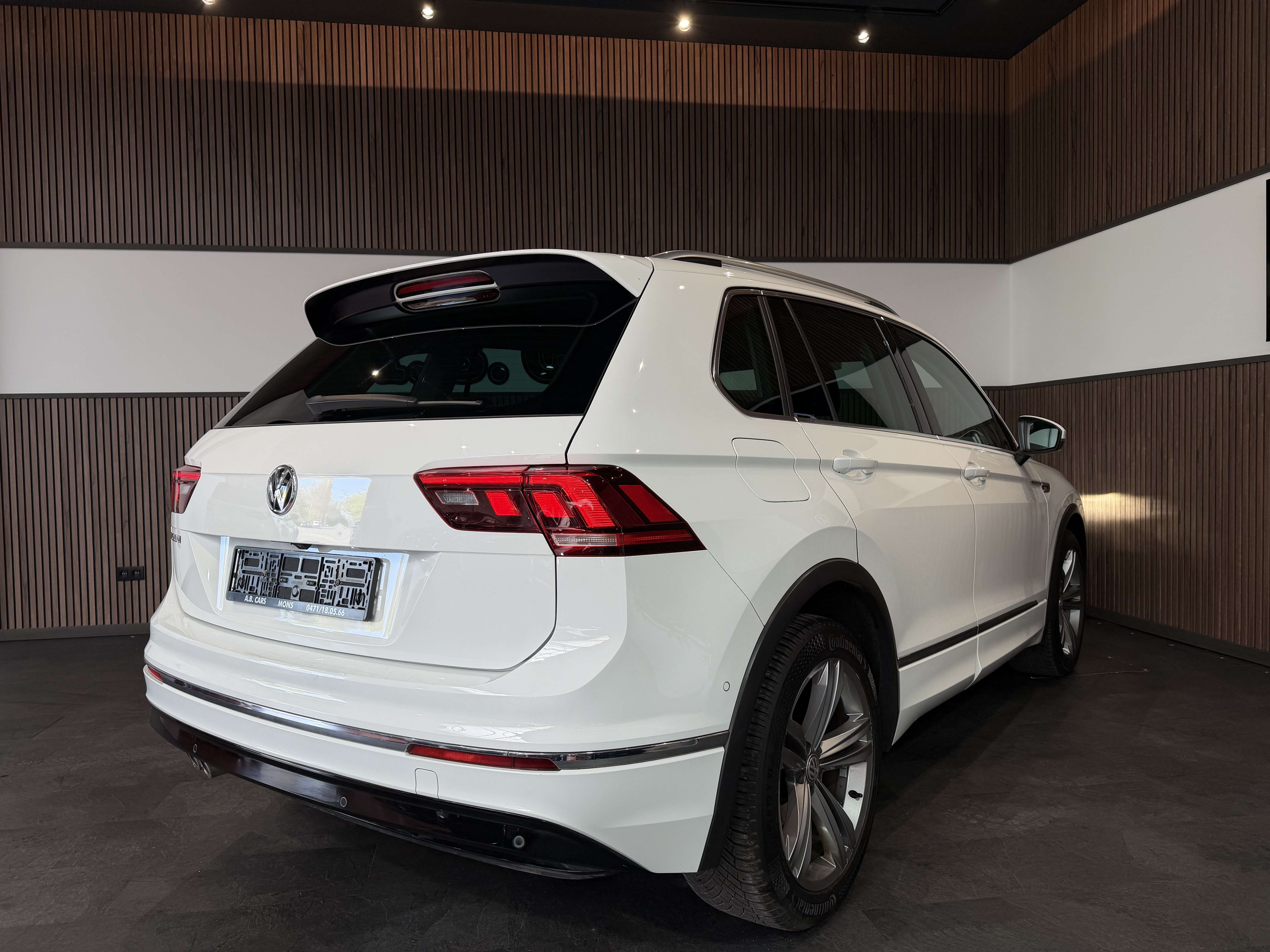 Volkswagen Tiguan 2.0 TDi R Line - GARANTIE 12M - 1ERPRO - TVA DEDUC