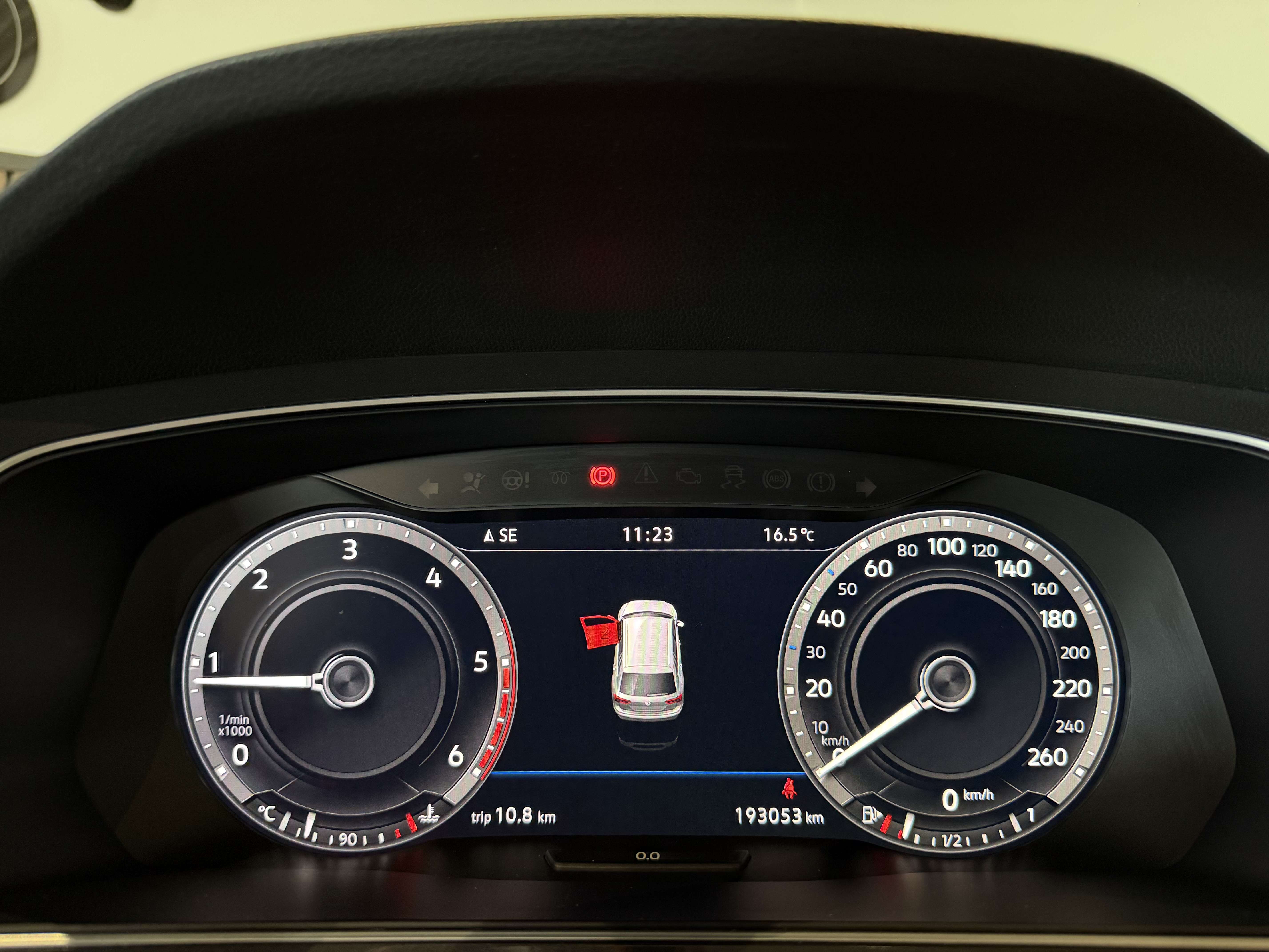 Volkswagen Tiguan 2.0 TDi R Line - GARANTIE 12M - 1ERPRO - TVA DEDUC