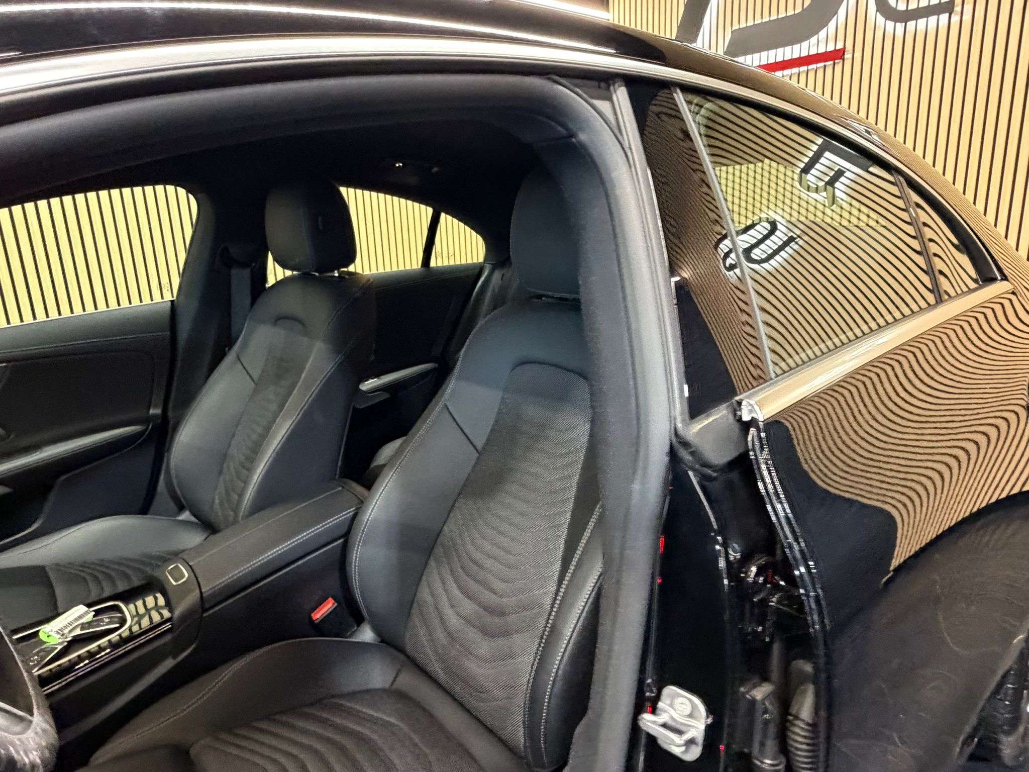 Mercedes-Benz CLA 180 D * SPORT * GARANTIE 12 MOIS * 1ER PROP *