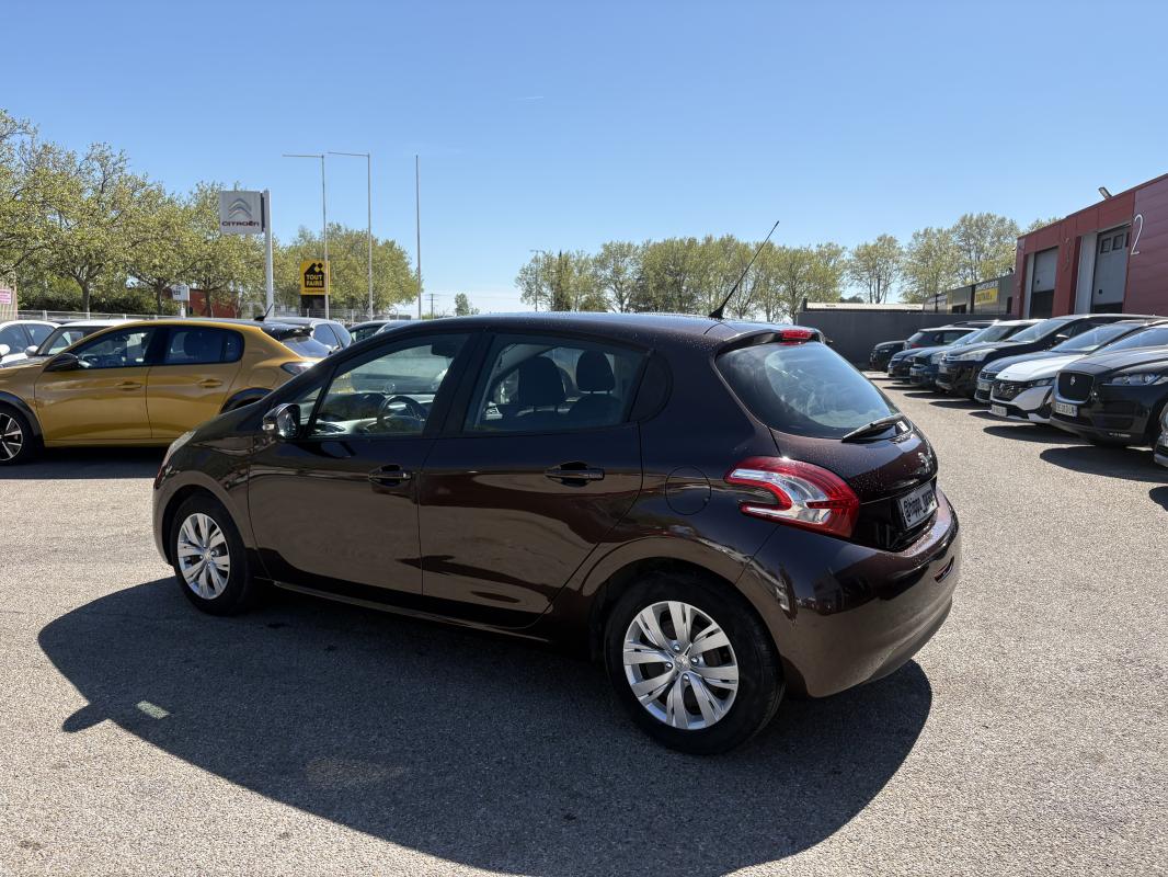 Peugeot 208 1.4 HDI BVM5 ACTIVE