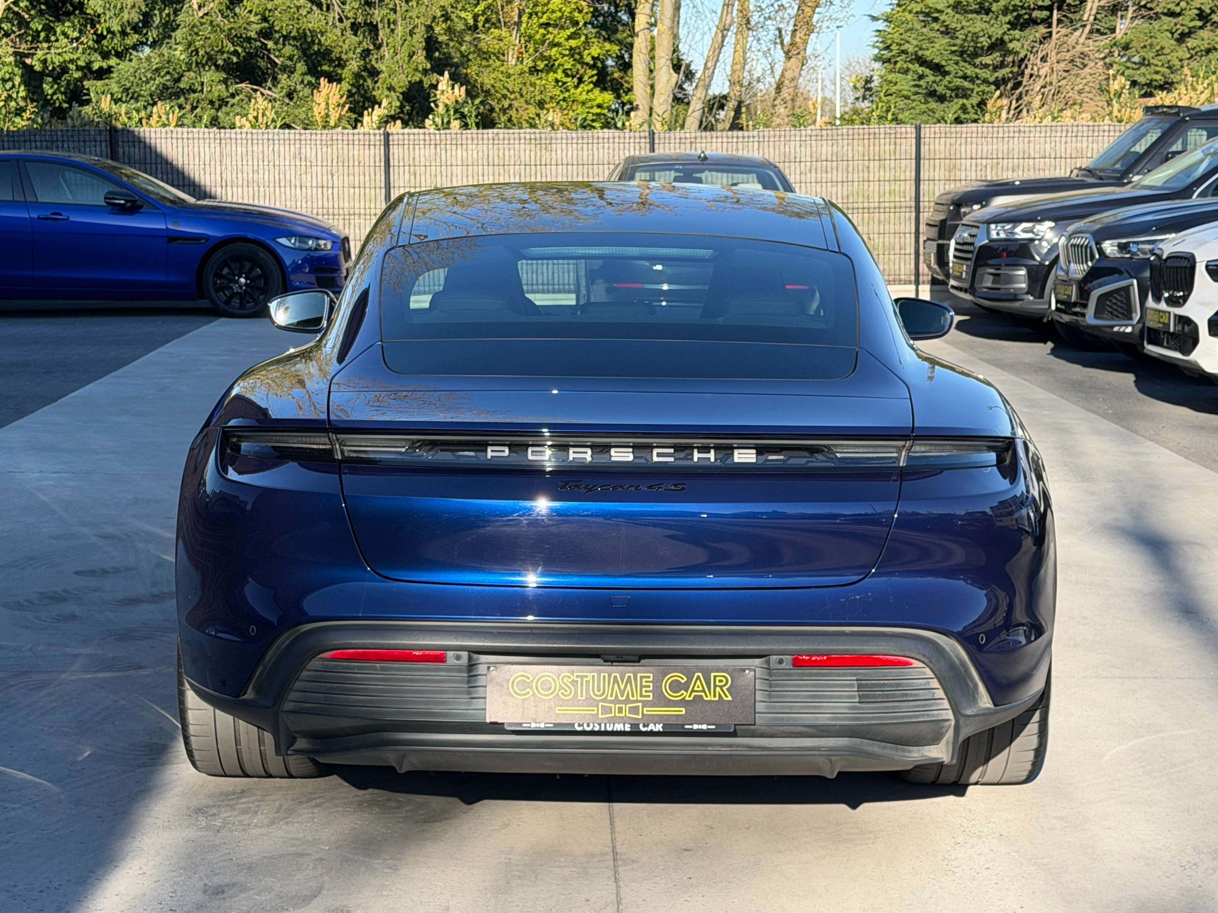 Porsche Taycan 4S - Trappes électriques - Bose - Toit panoramique