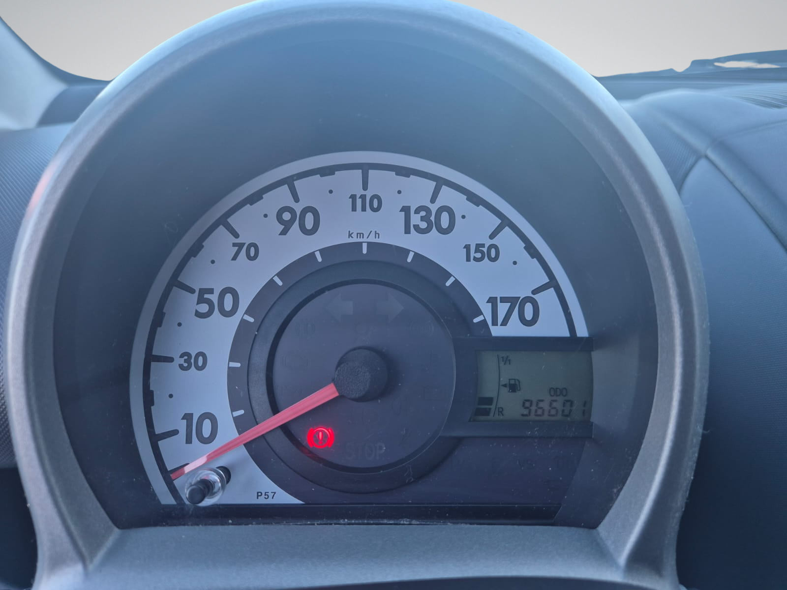 Peugeot 107 1.0i Urban Move / Garantie 12 Mois