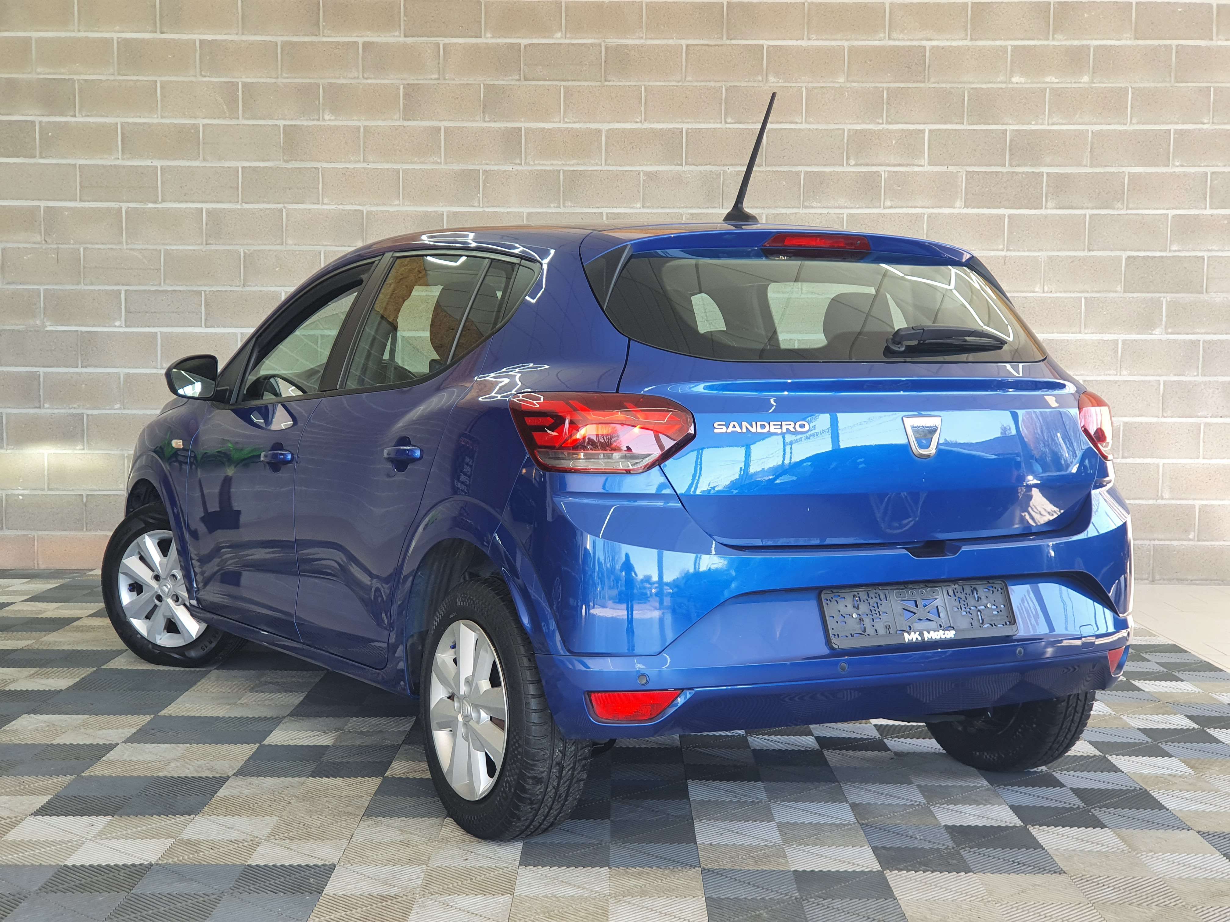 Dacia Sandero 🟢1.0 ESSENCE 91CV - 1ER MAIN - GARANTIE 12 MOIS