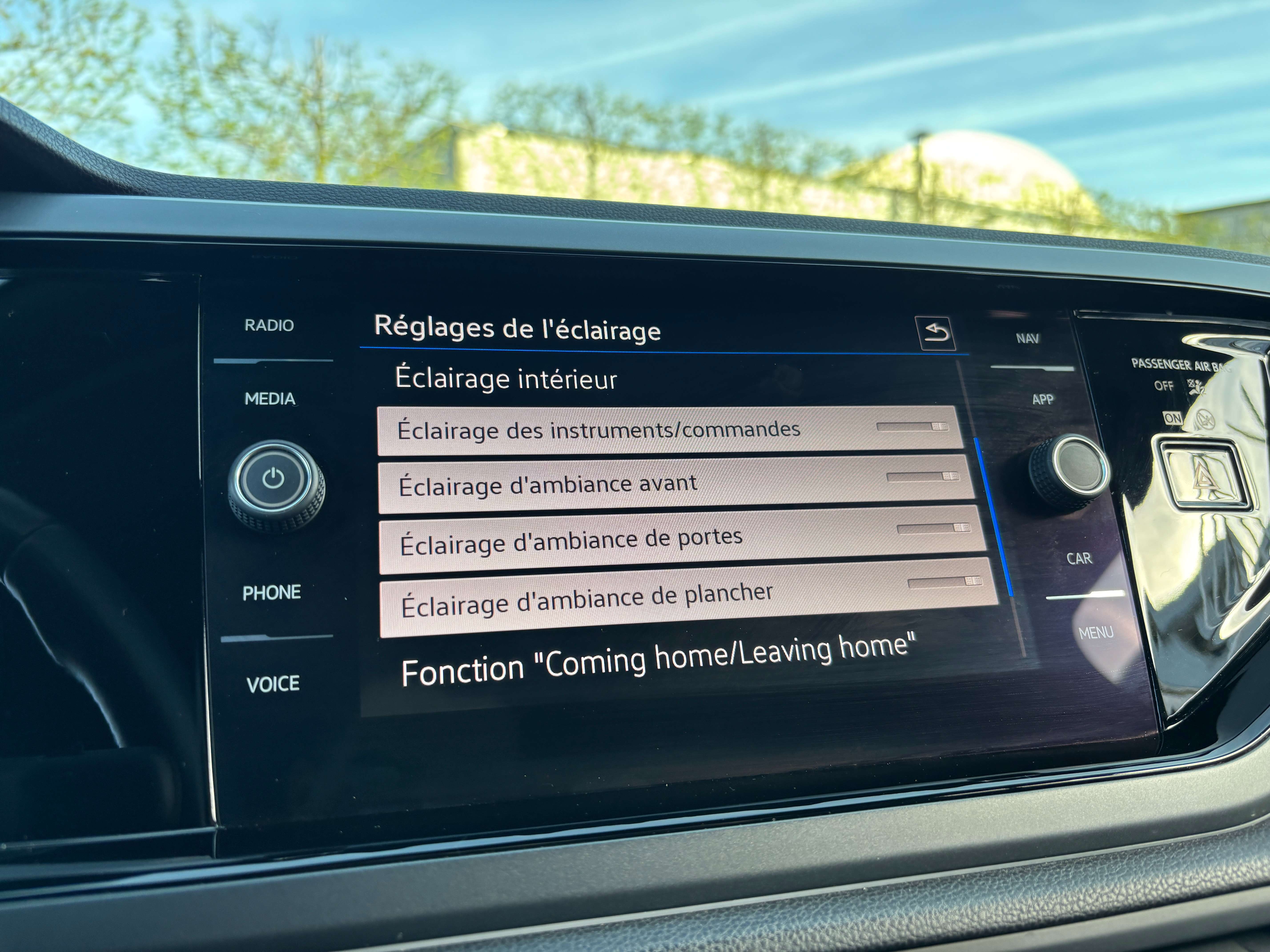 Volkswagen Taigo 1.0 TSI DSG R-Line *CARPLAY*CAMERA*SIEGE CHAUFF*1ER PROPRIO*GARANTIE*